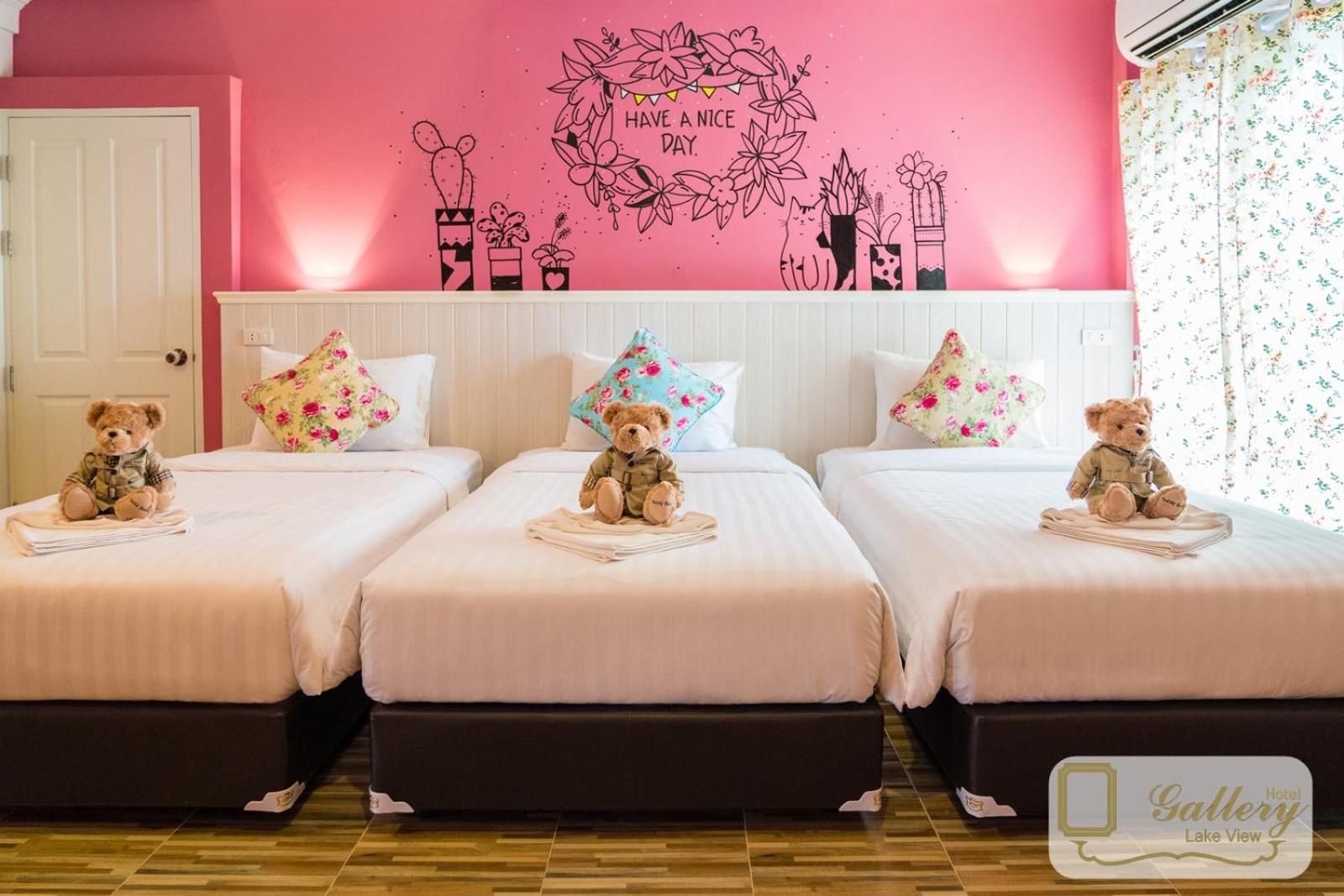 Deluxe Triple Room - Photo 7