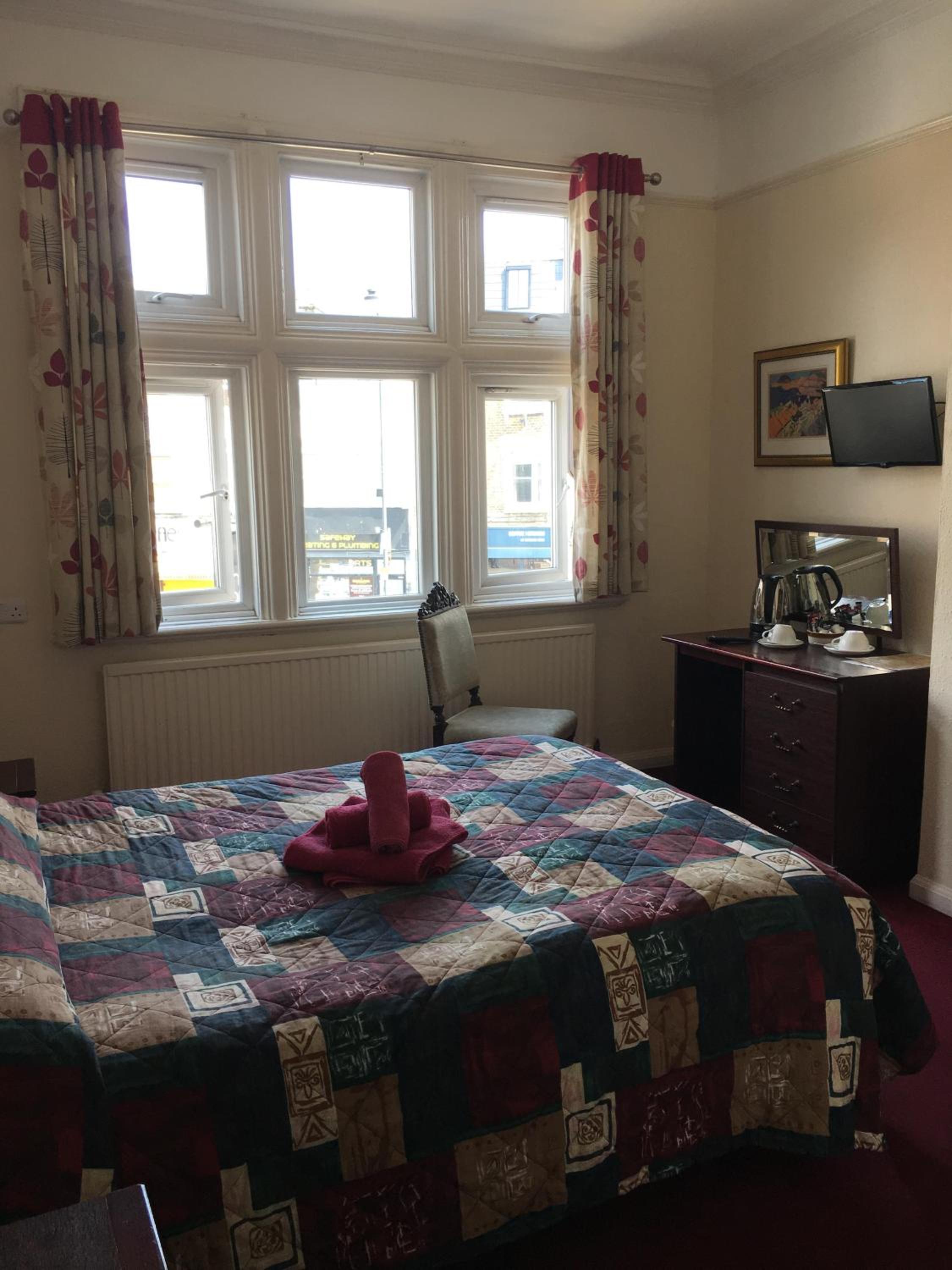 Double Room with Private Bathroom photo 1