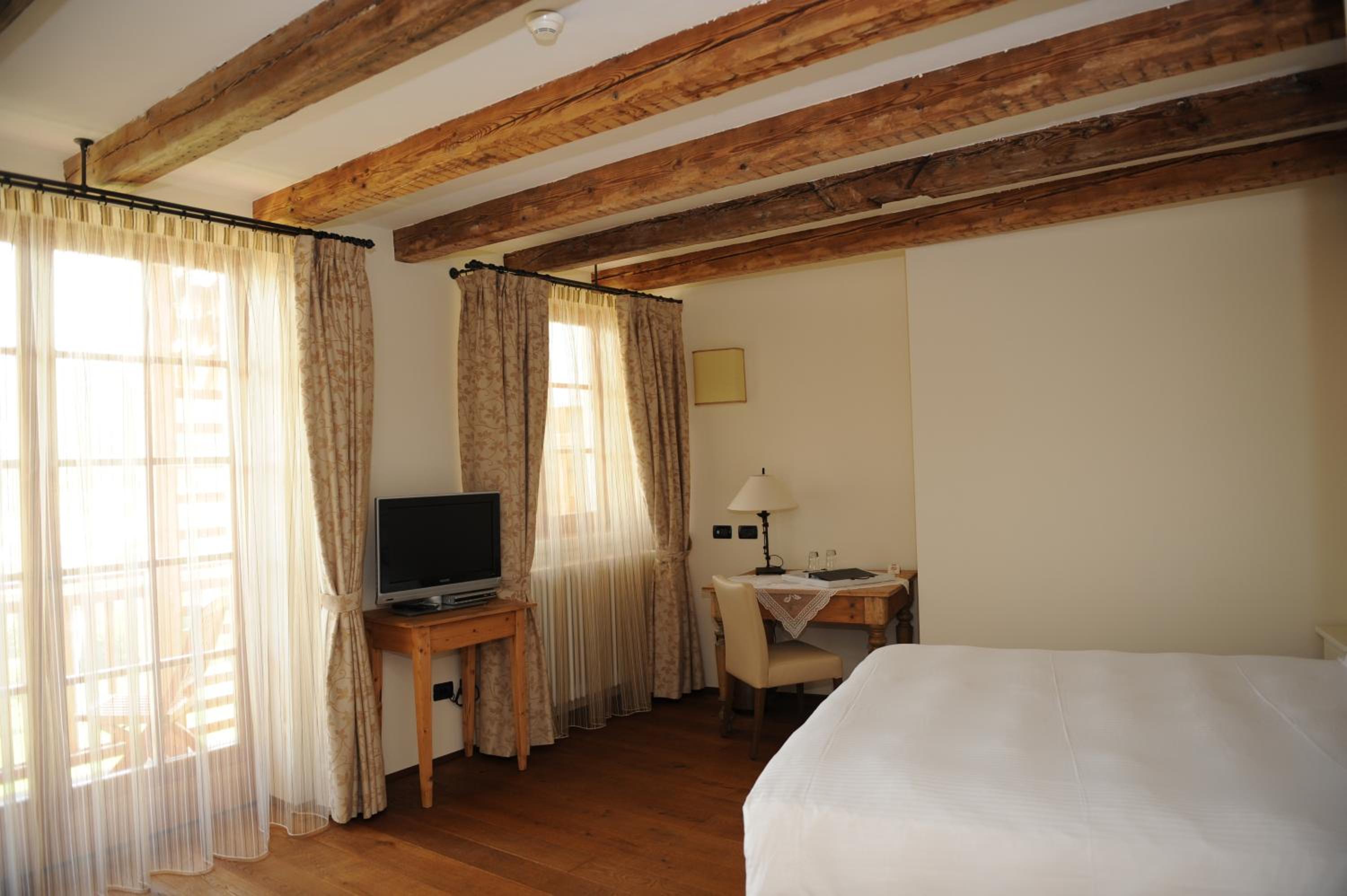 Deluxe Triple Room - Photo 7