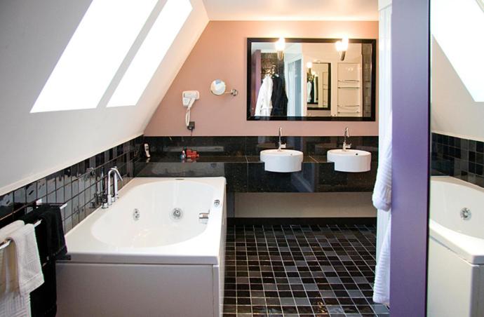 Deluxe Junior Suite