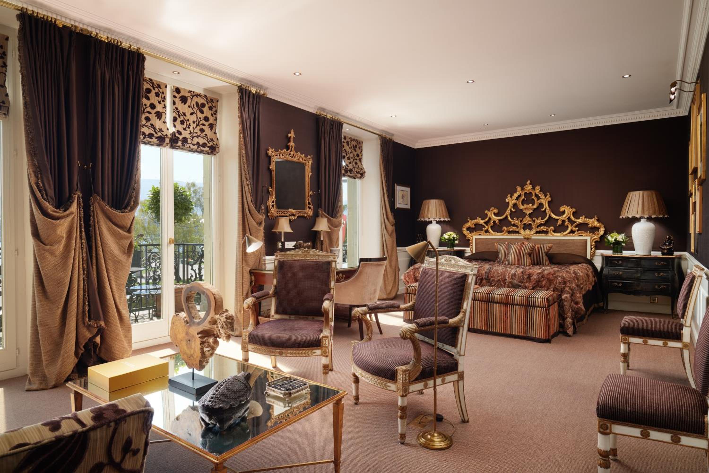 Junior Suite with Lake View