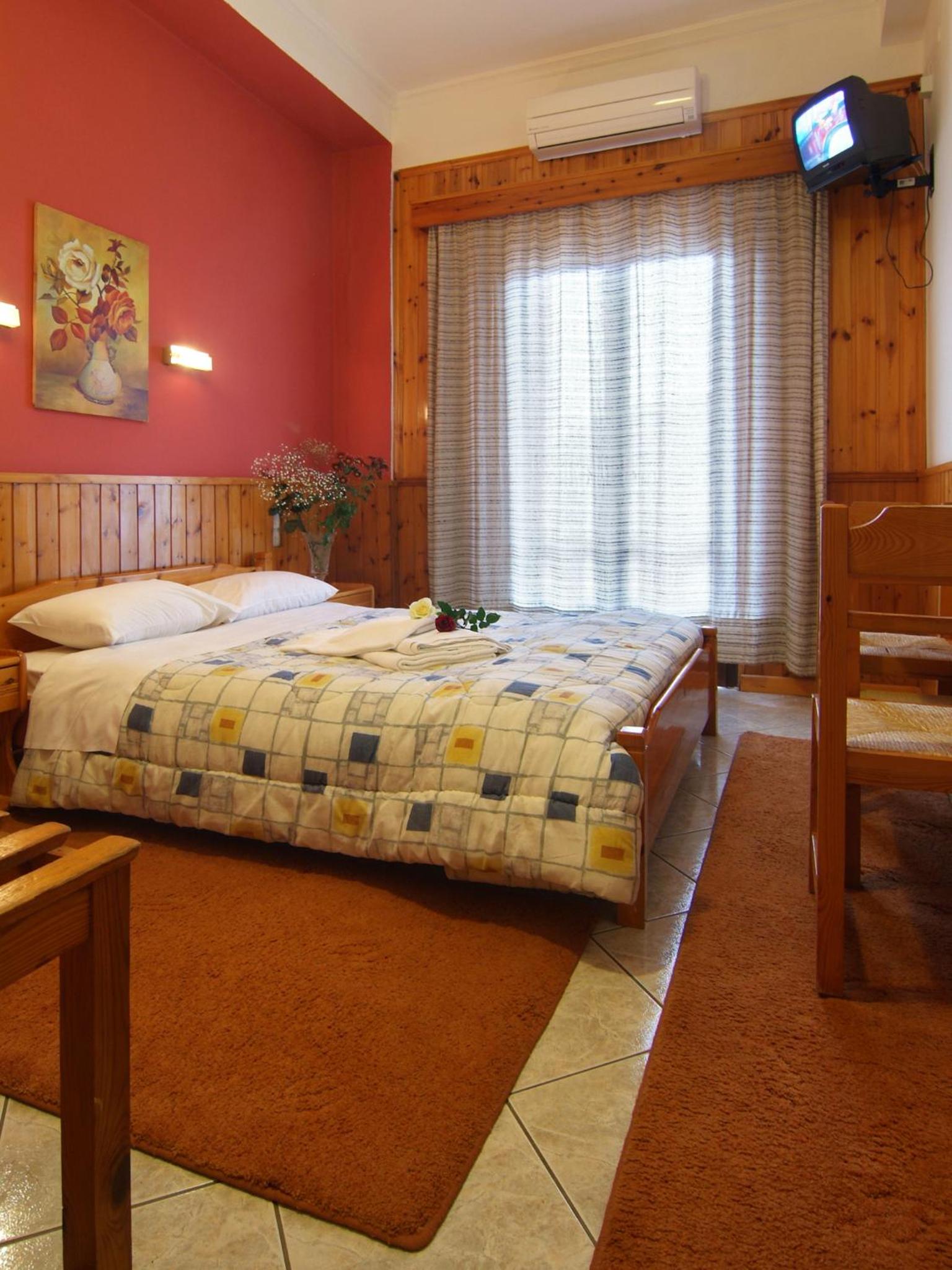 Double or Twin Room - Photo 1
