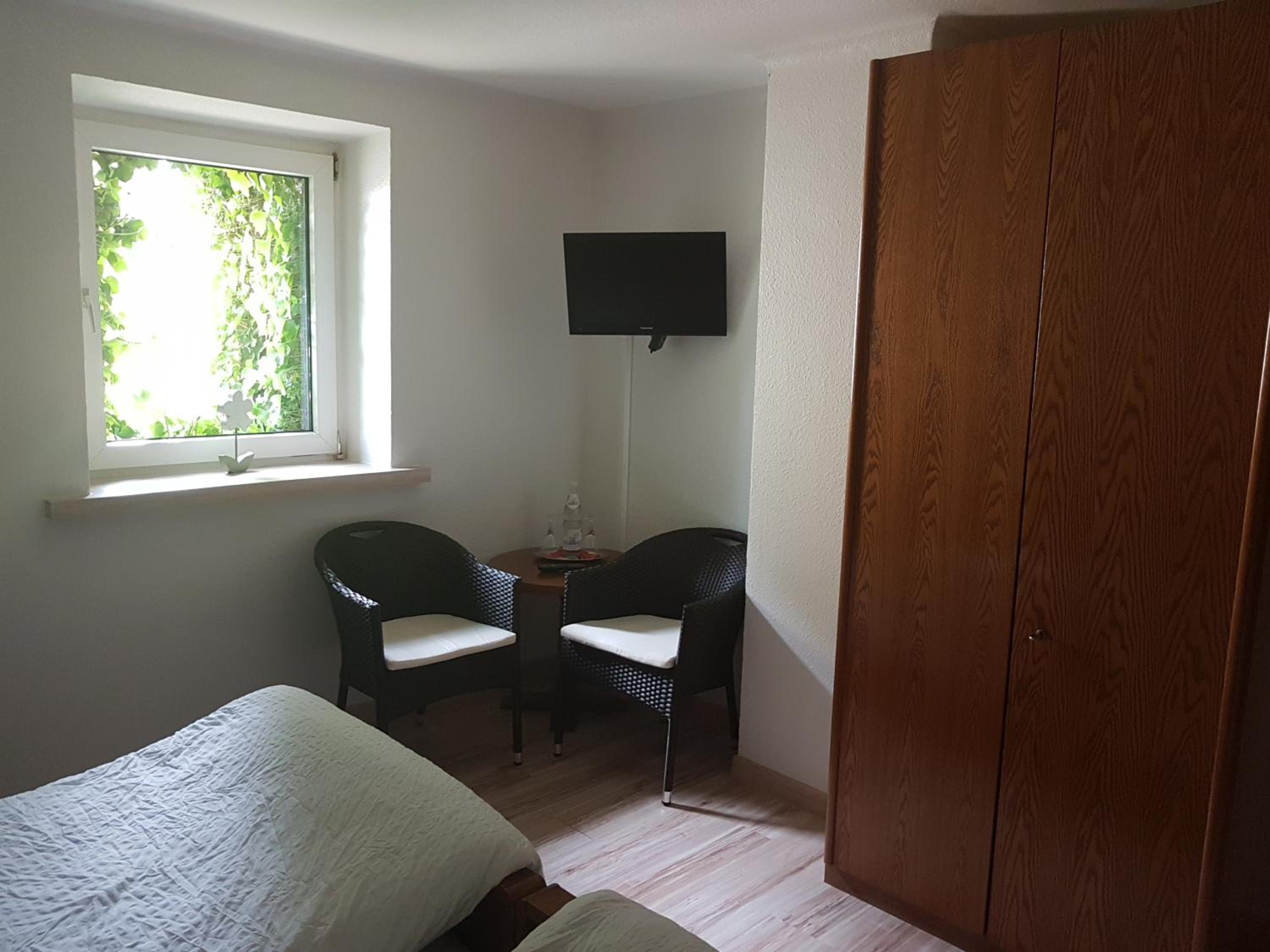 Double Room - Photo 3