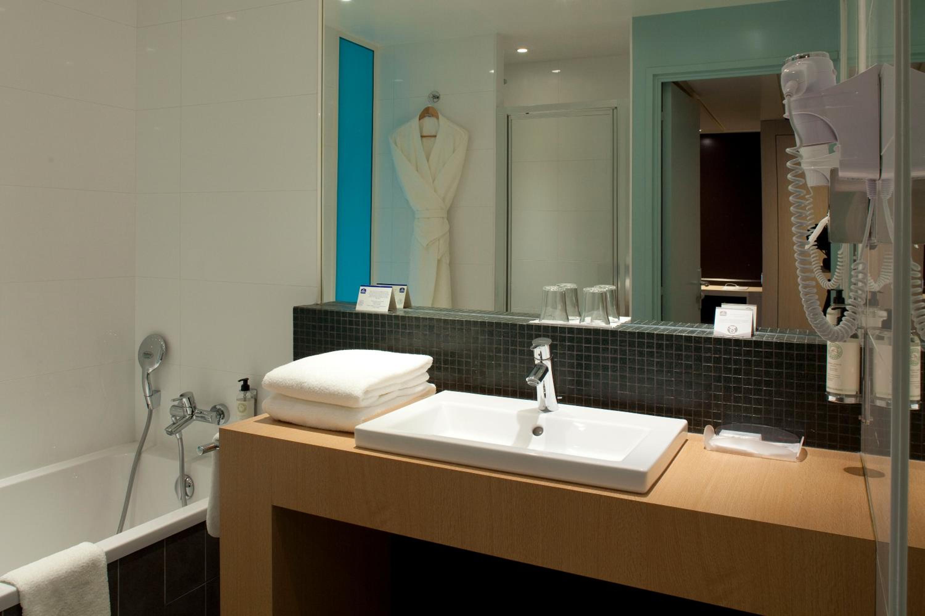 Privilege Triple Room - Photo 3