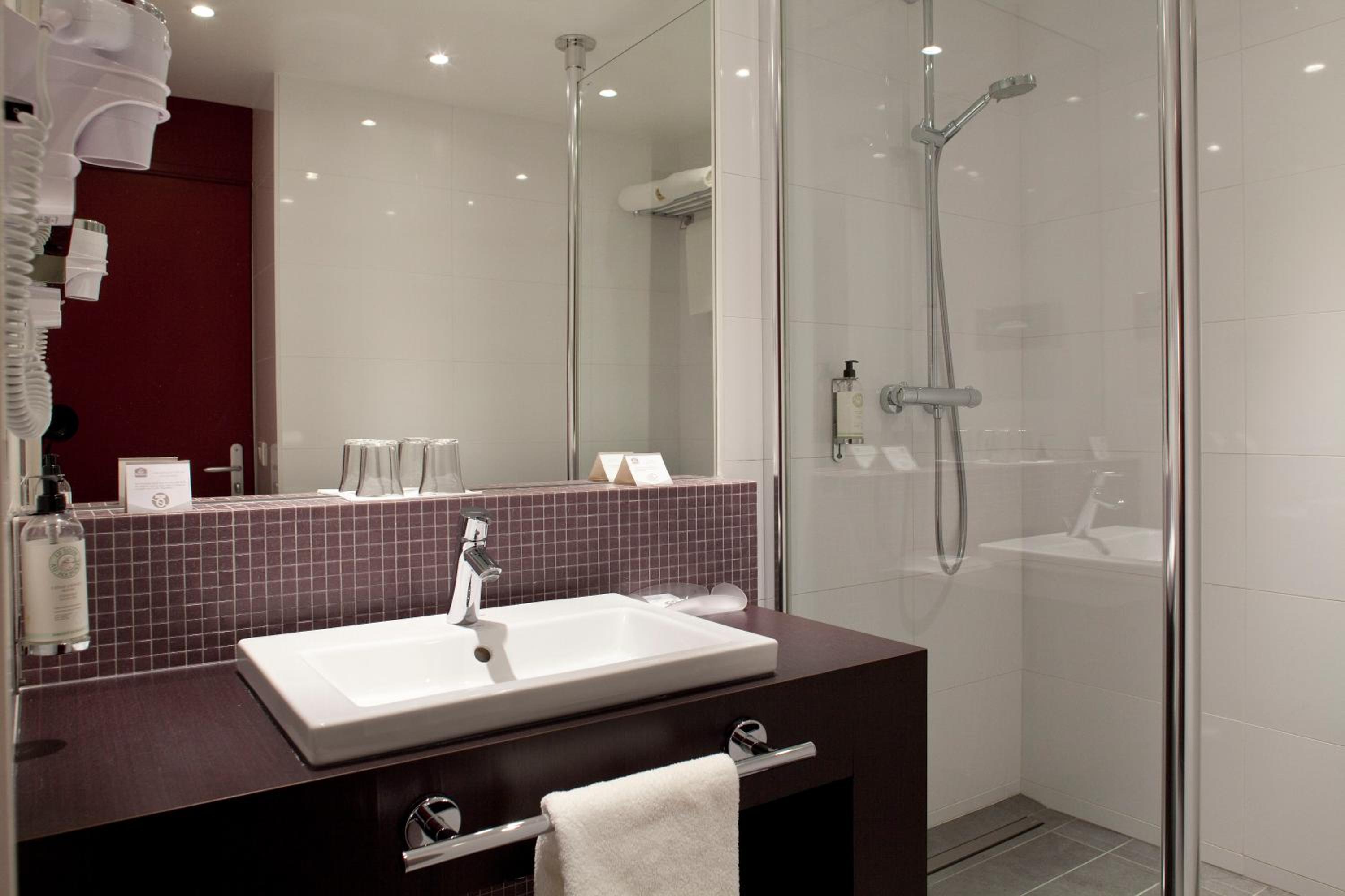 Privilege Triple Room - Photo 2