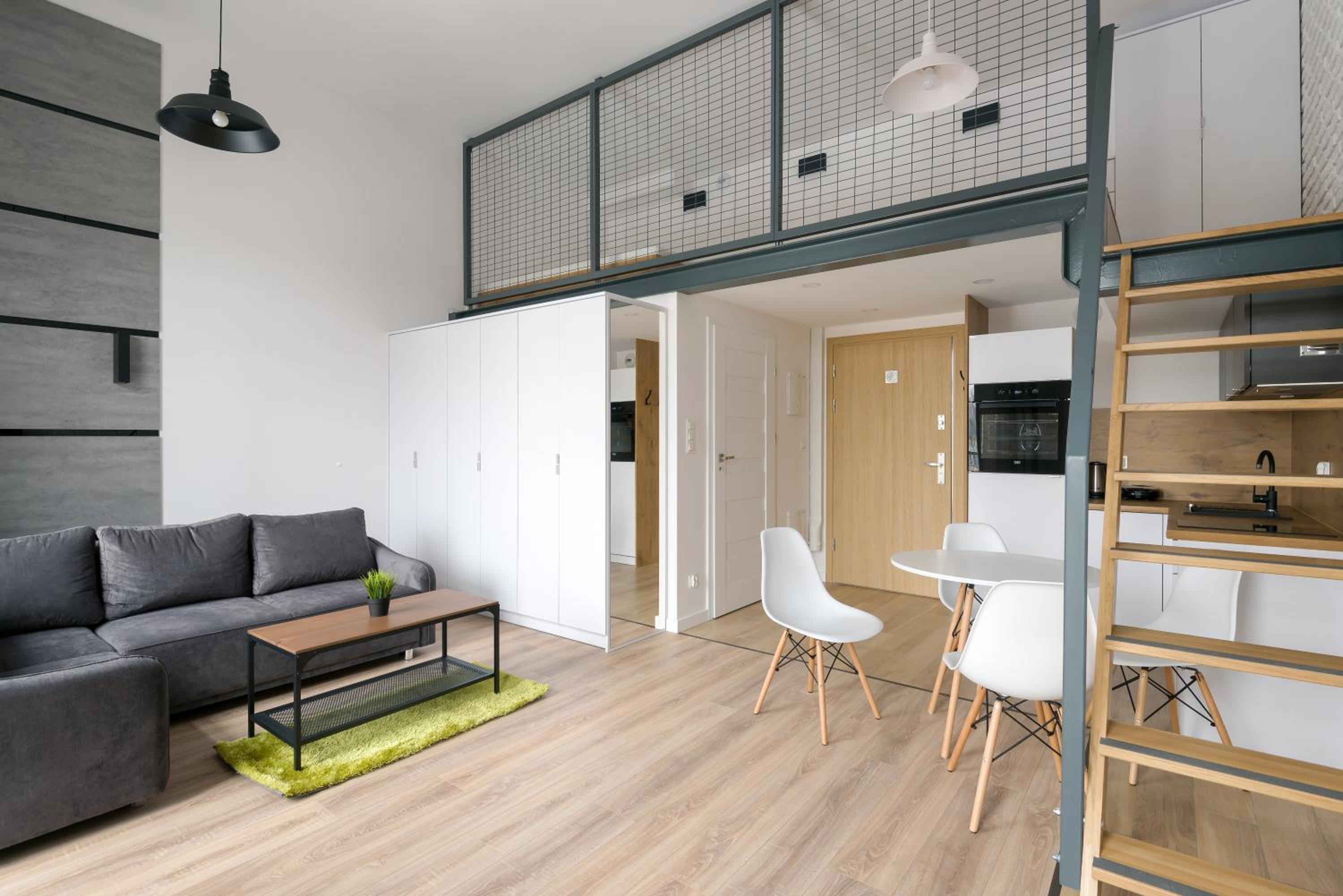 Premium Apartment - Photo 8