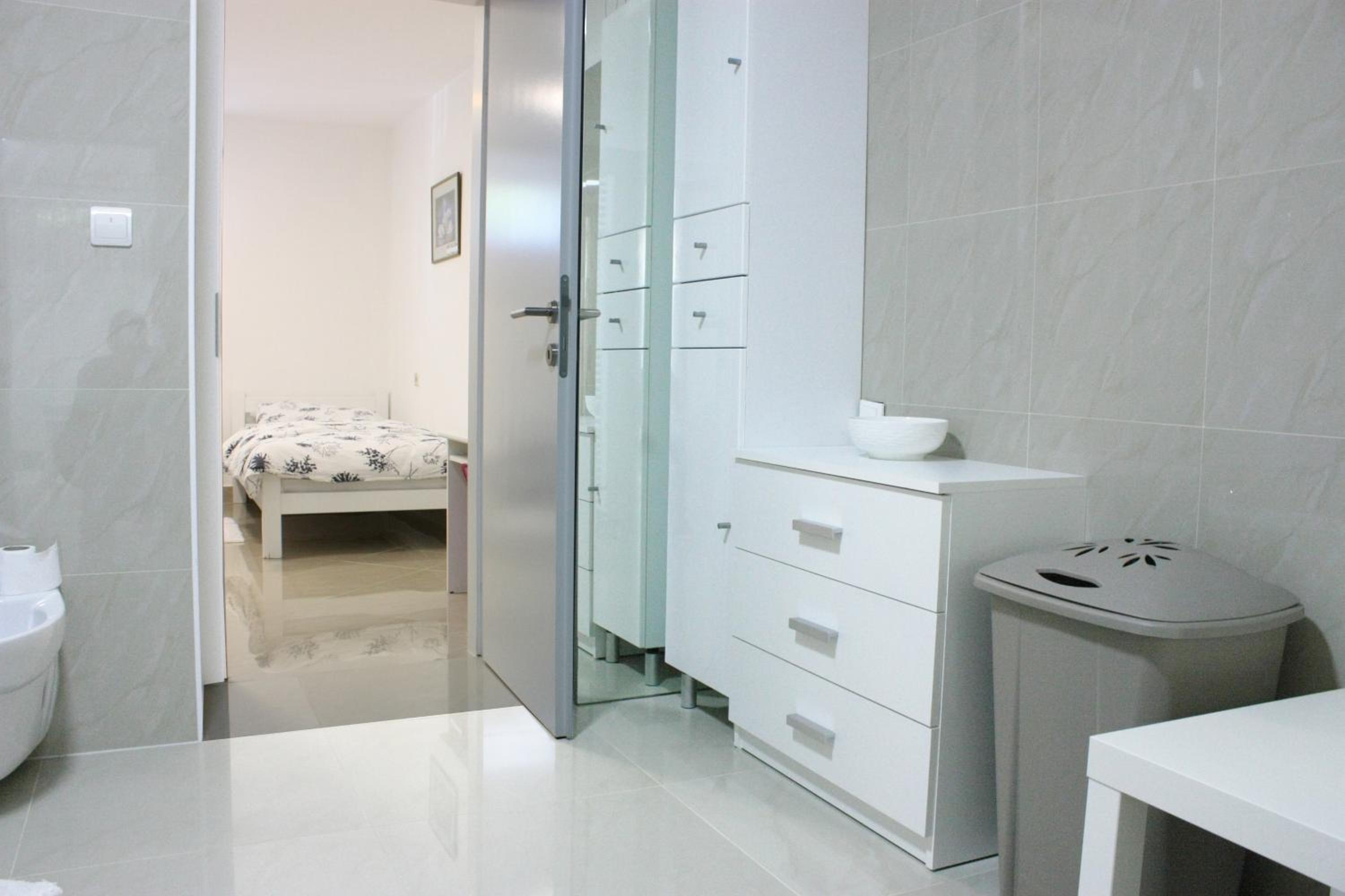 Apartment - Photo 31