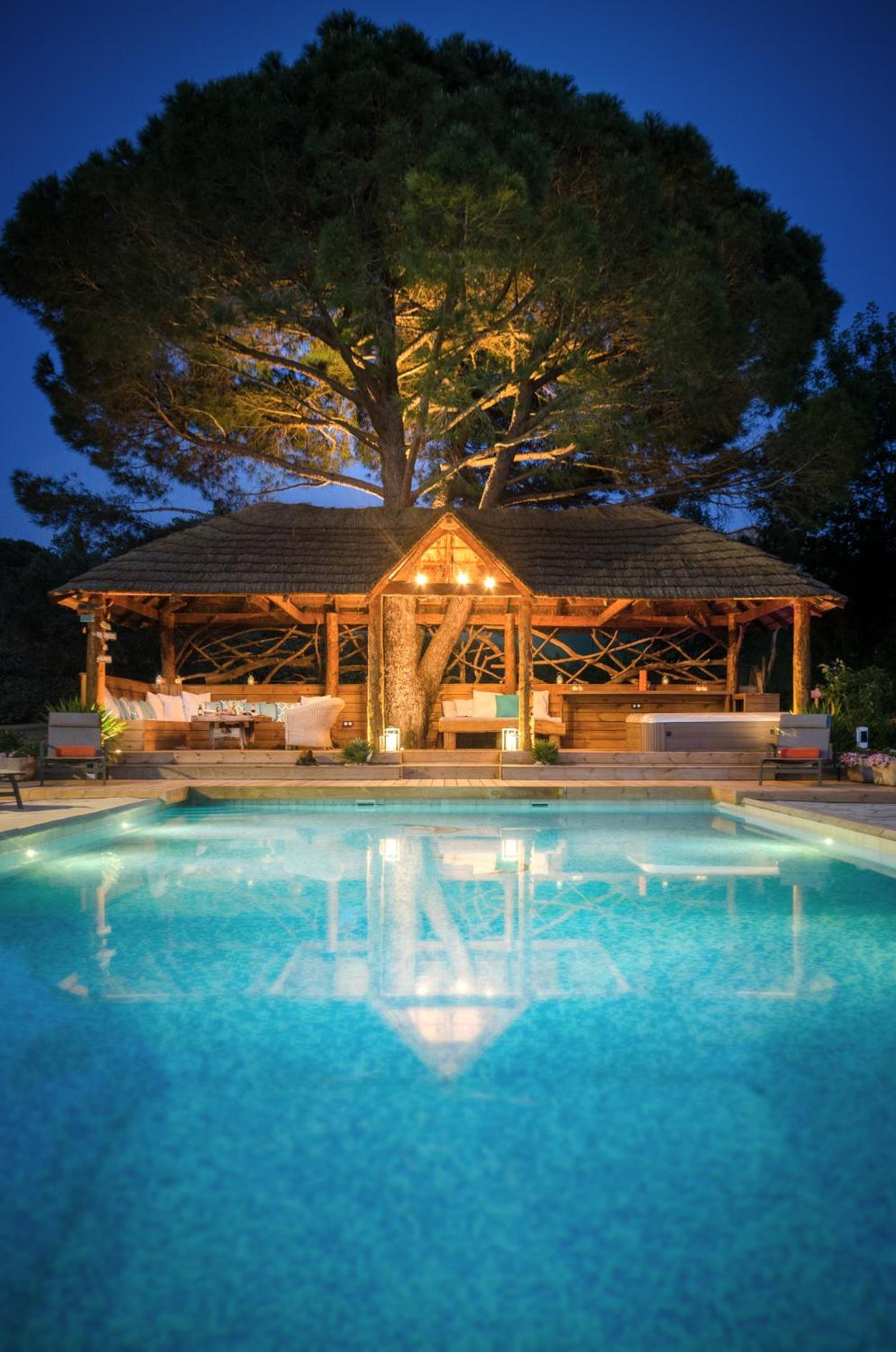Deluxe Villa photo 1