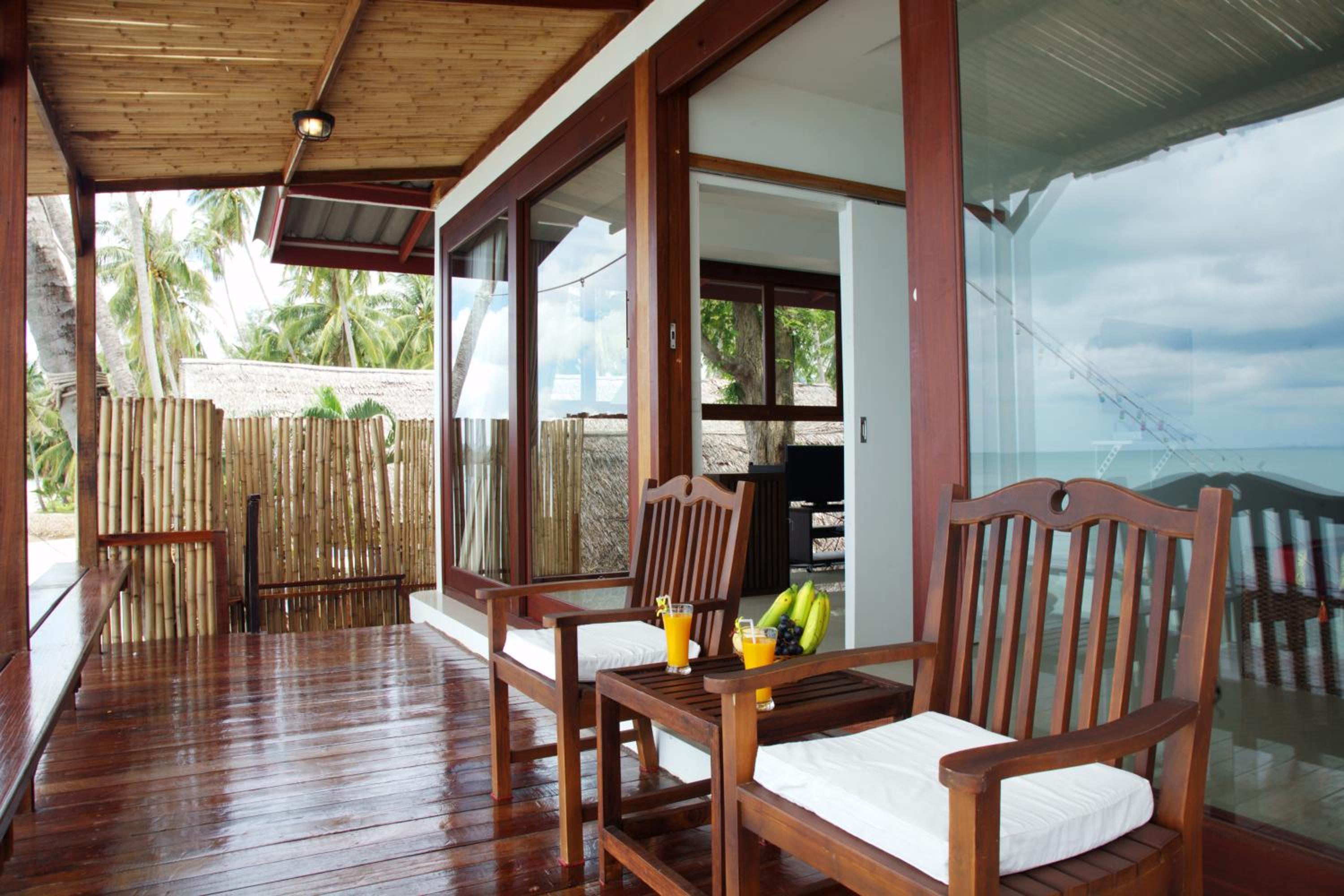 One-Bedroom Suite - Beach Front - Photo 5