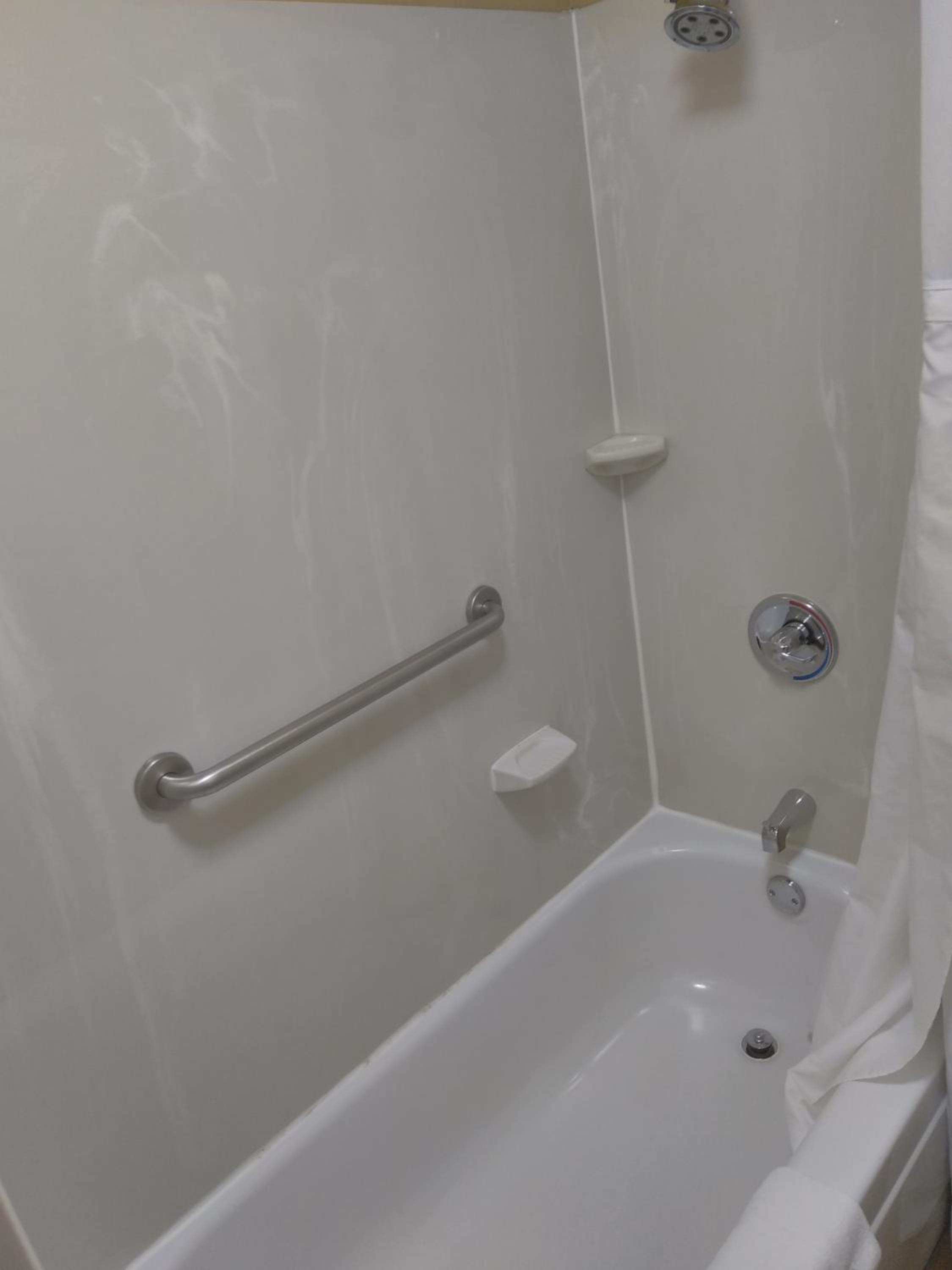 King Suite with Spa Bath and Sofa Bed - Photo 8