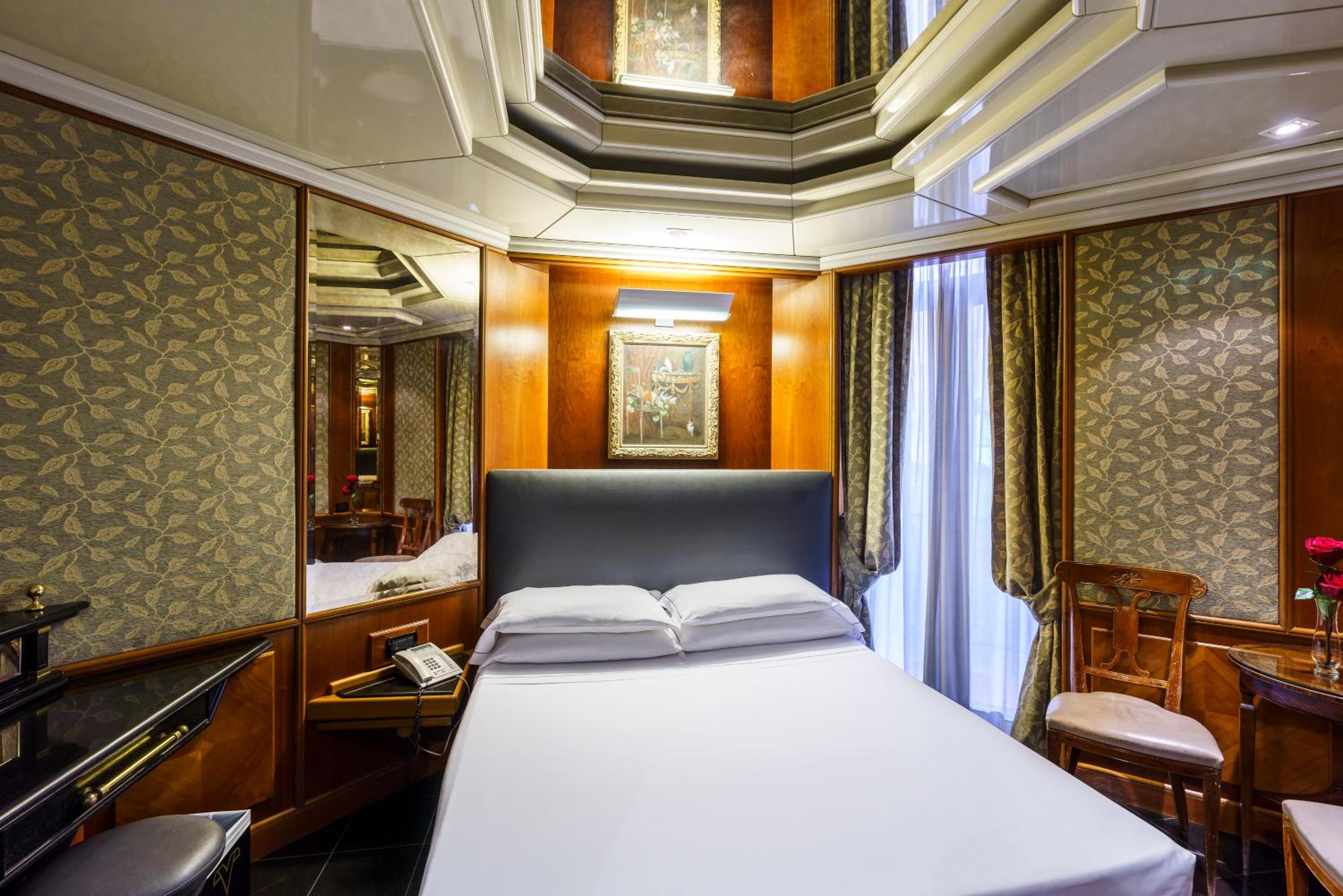 Double Room - Single Use