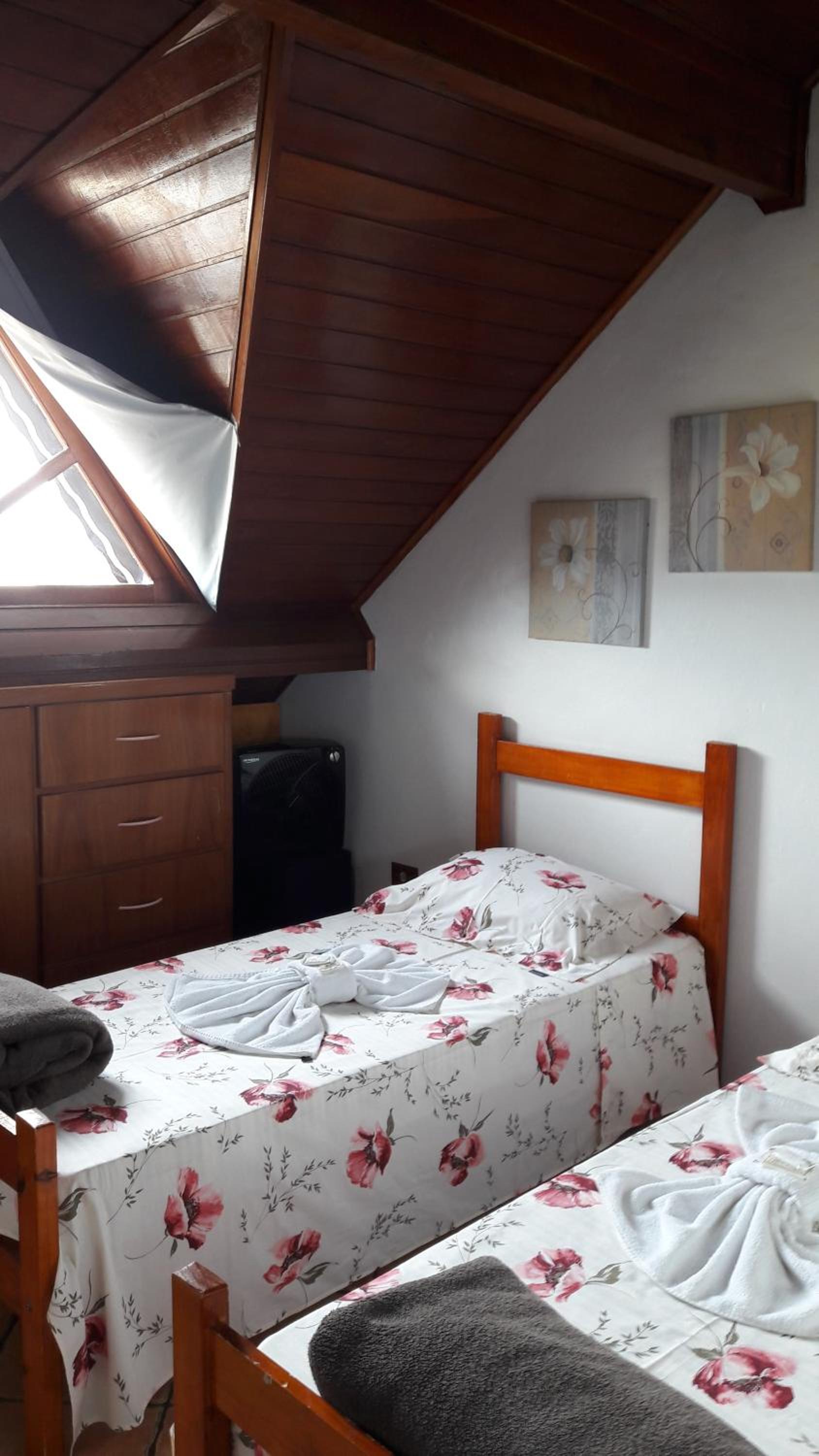 Double Room with Shared Bathroom photo 2