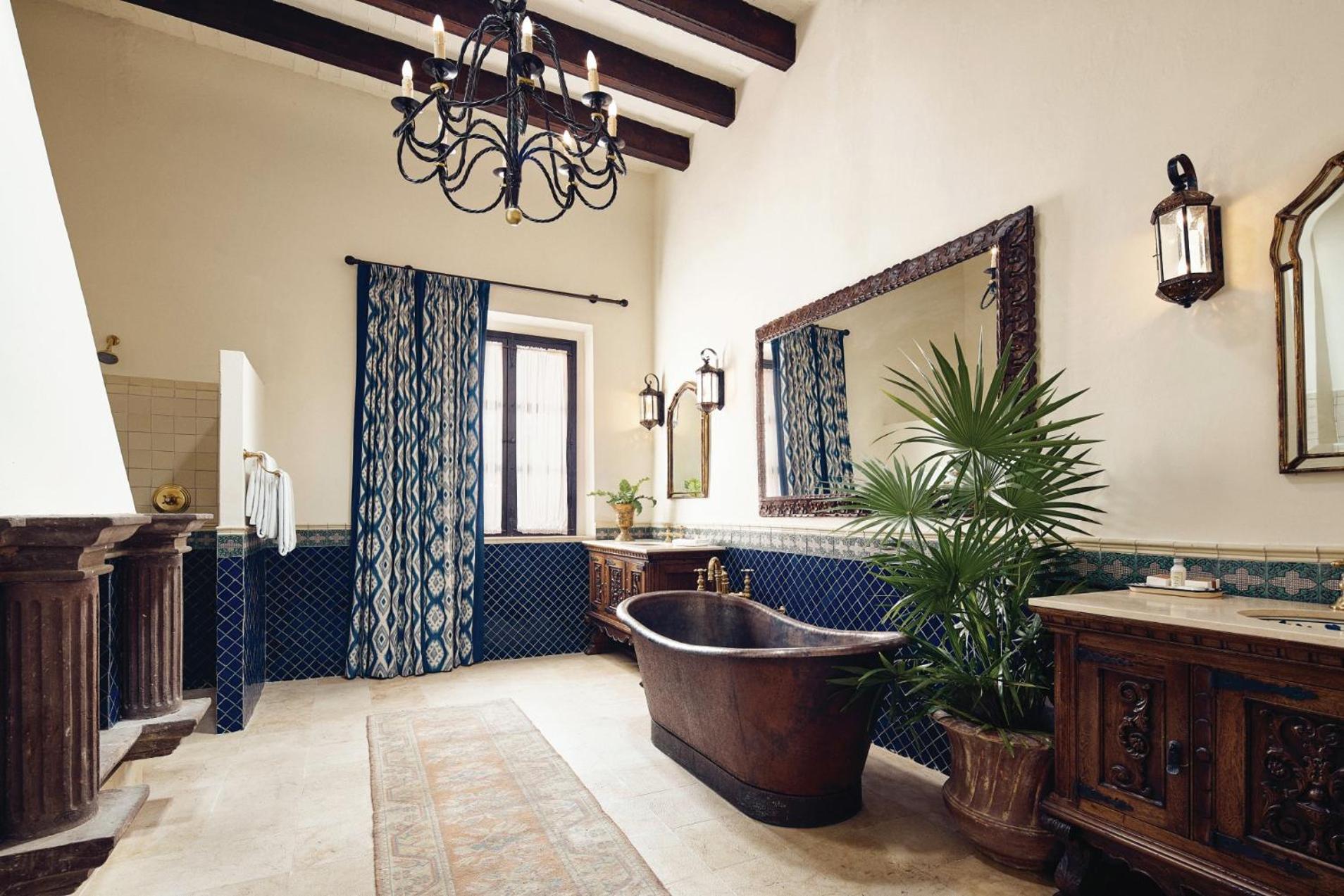Deluxe Junior Suite - Photo 2