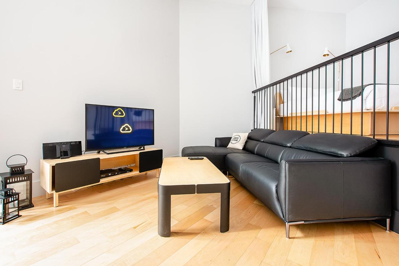 Loft with Two Beds - SP101