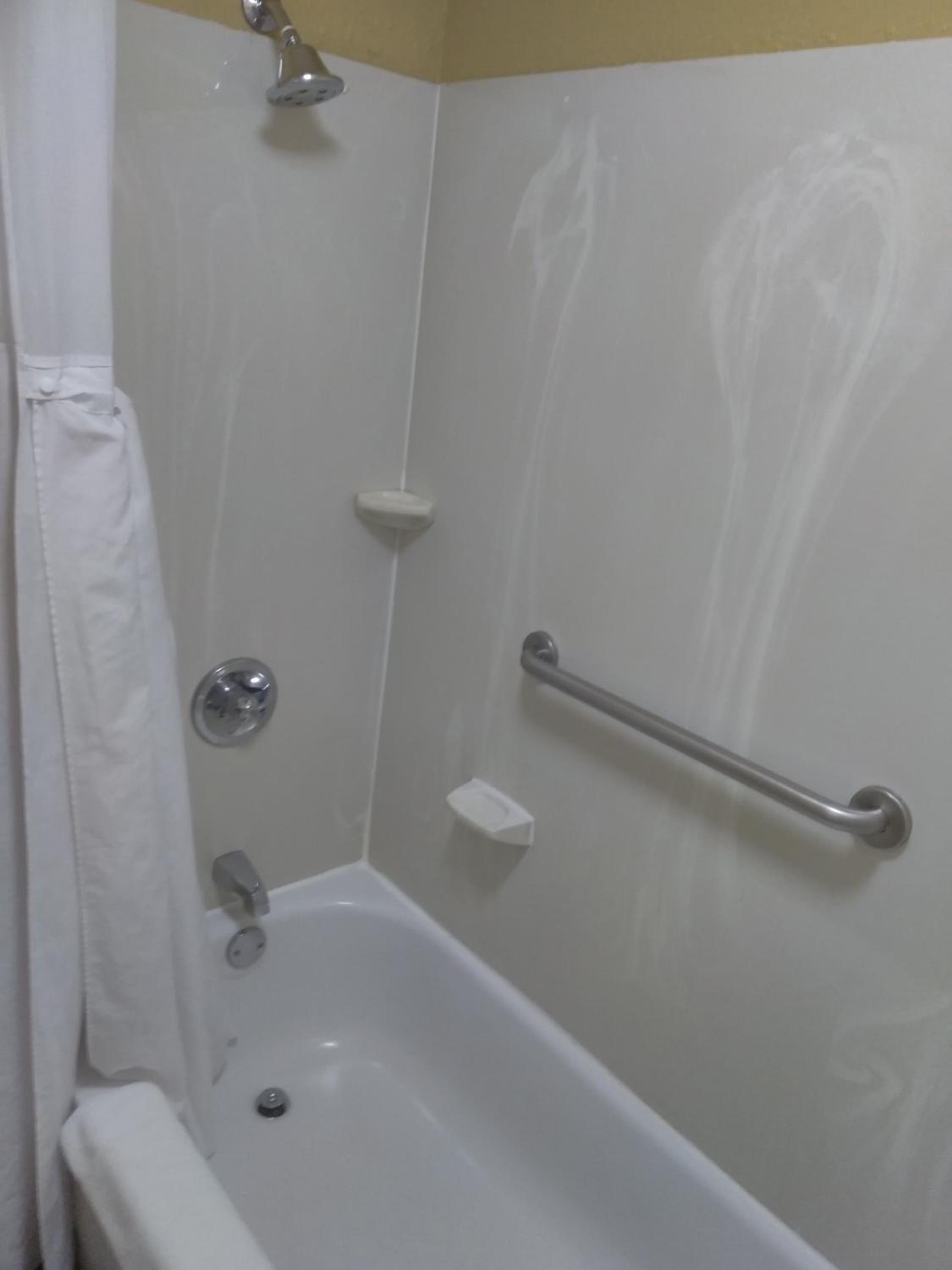 Double Room with Two Double Beds - Non-Smoking - Photo 3