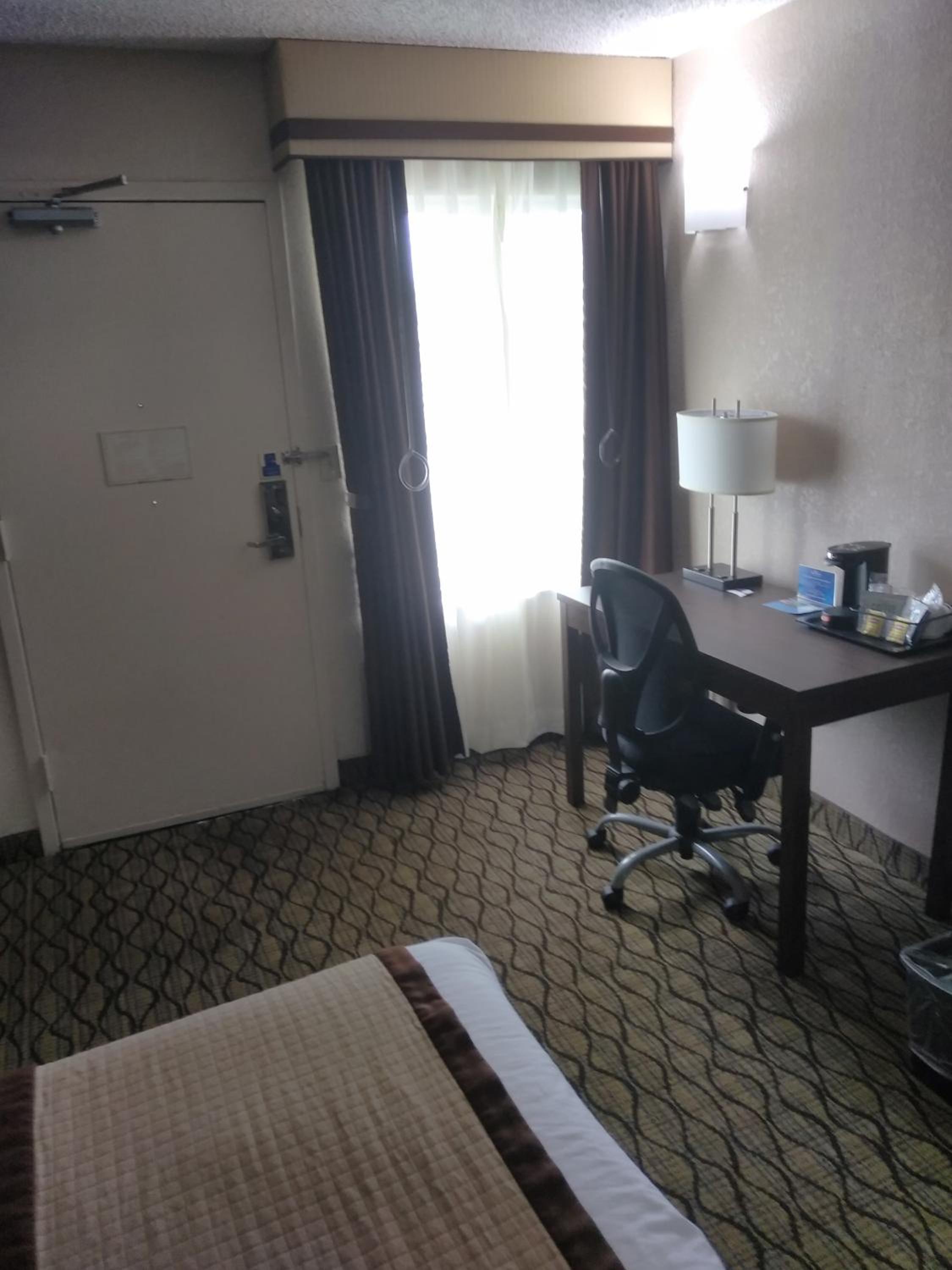 King Room - Mobility Access/Non-Smoking - Photo 3