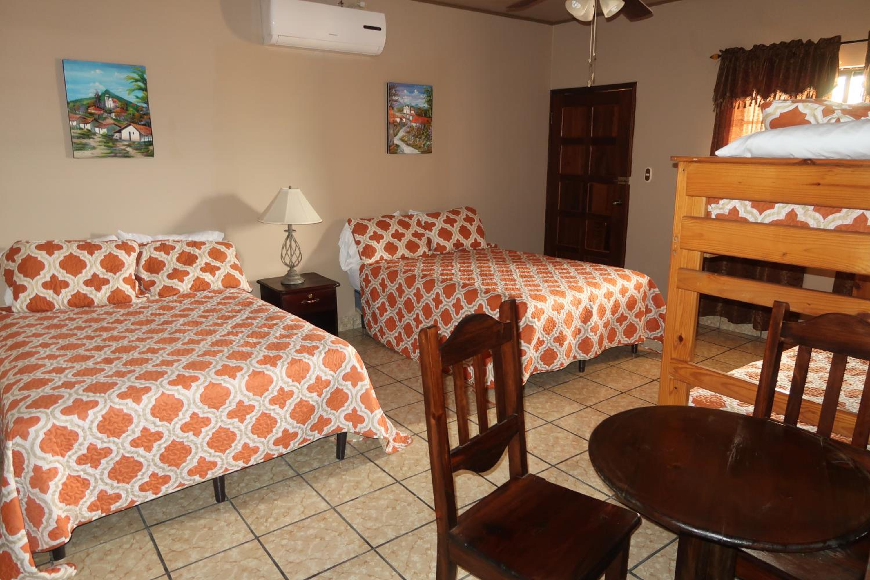 Family Room with Balcony photo 3
