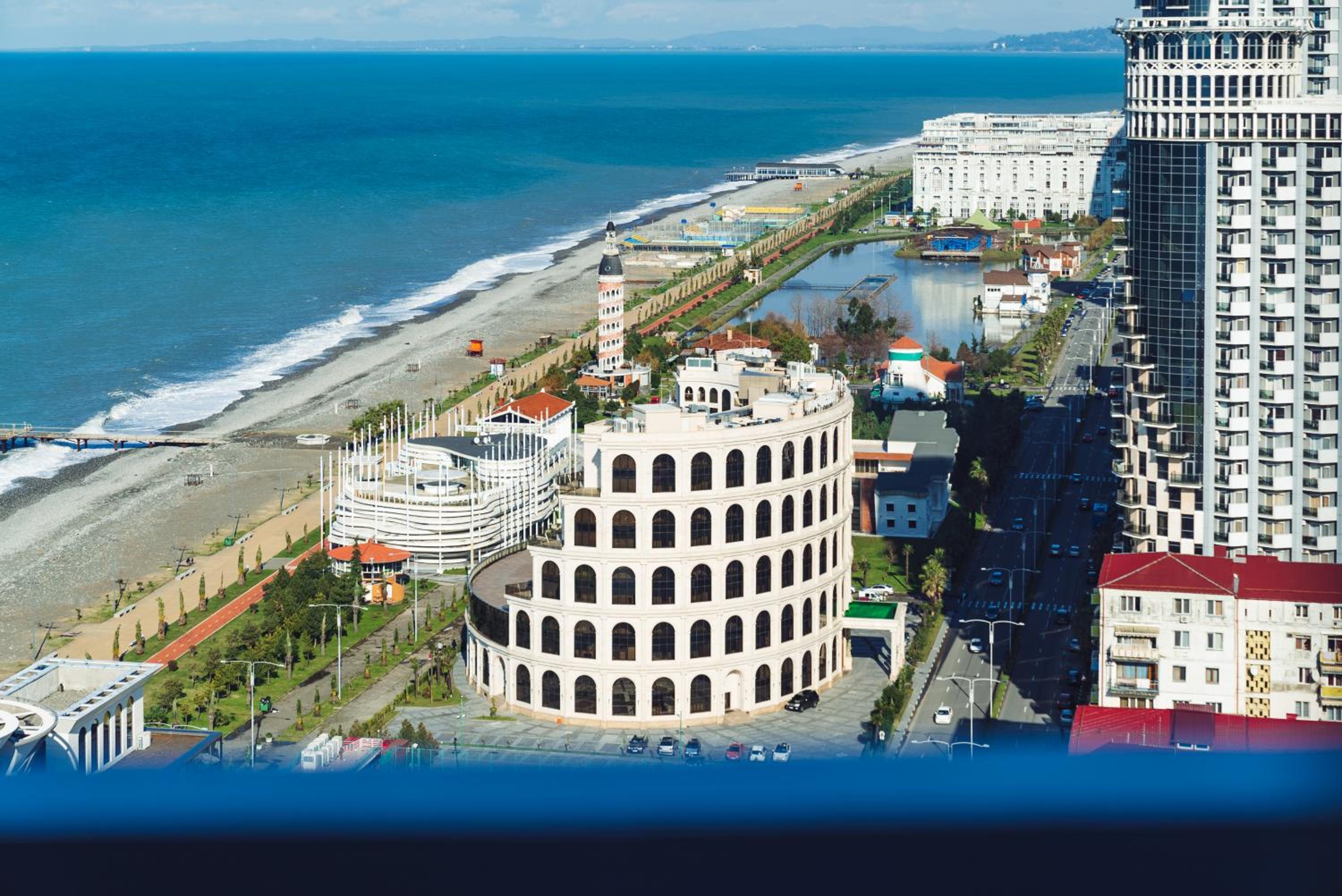 Deluxe Suite with Sea View photo 2