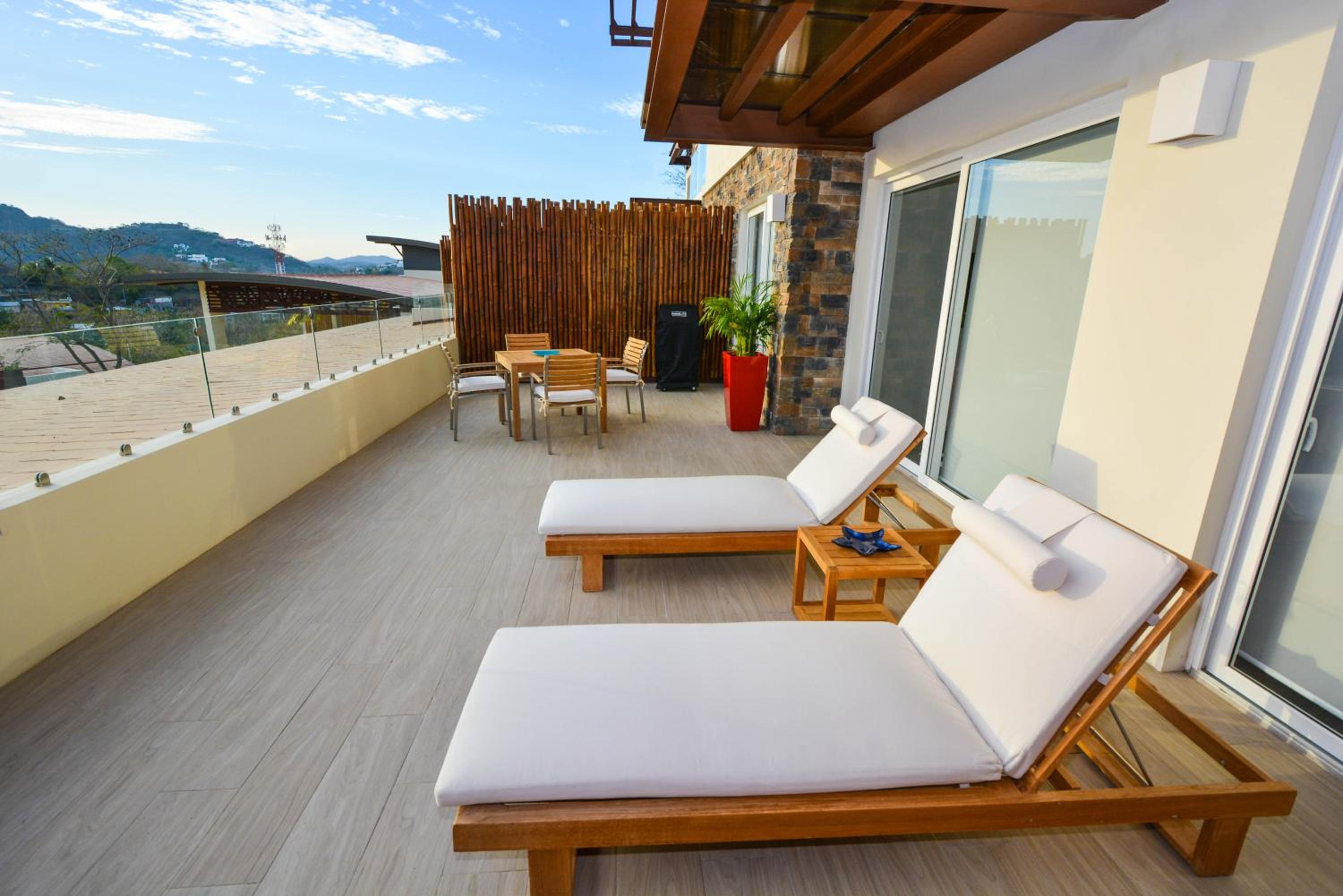 Two-Bedroom Apartment with Private Pool photo 3