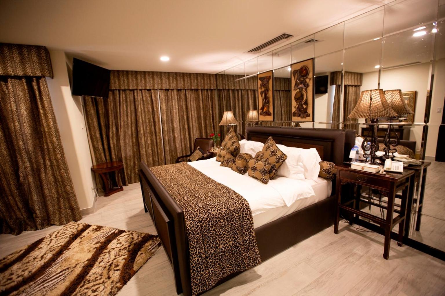 Three-Bedroom Villa photo 1