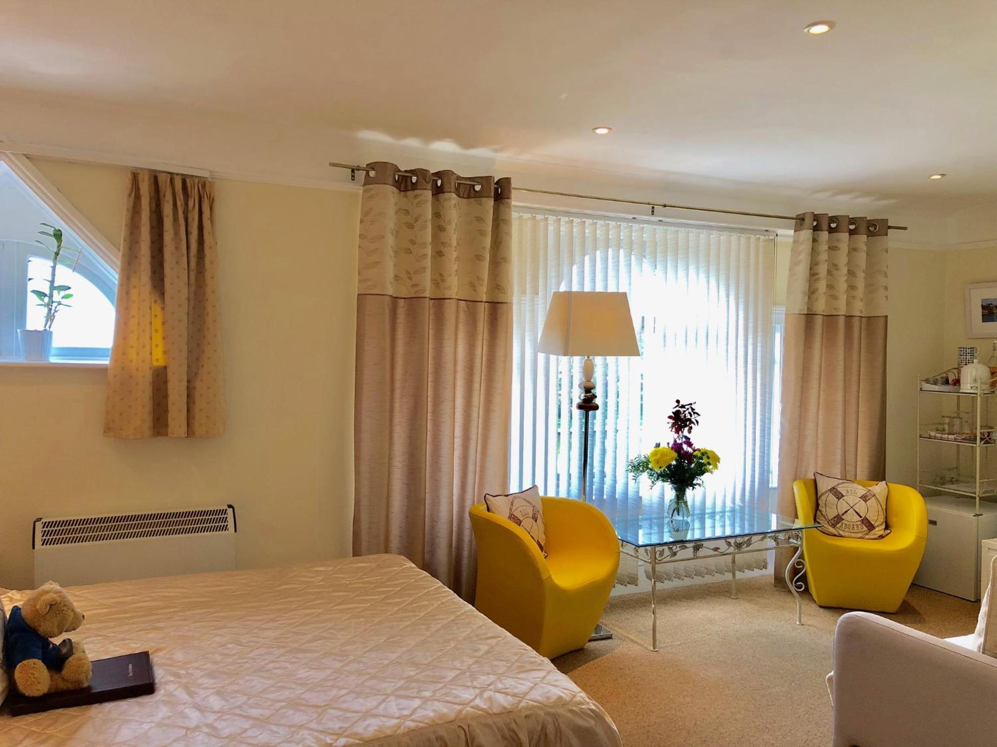 Superior King Room with Sea View photo 2