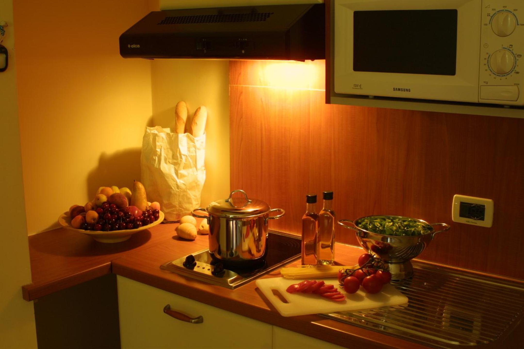 One-Bedroom Apartment (4 Adults) photo 3