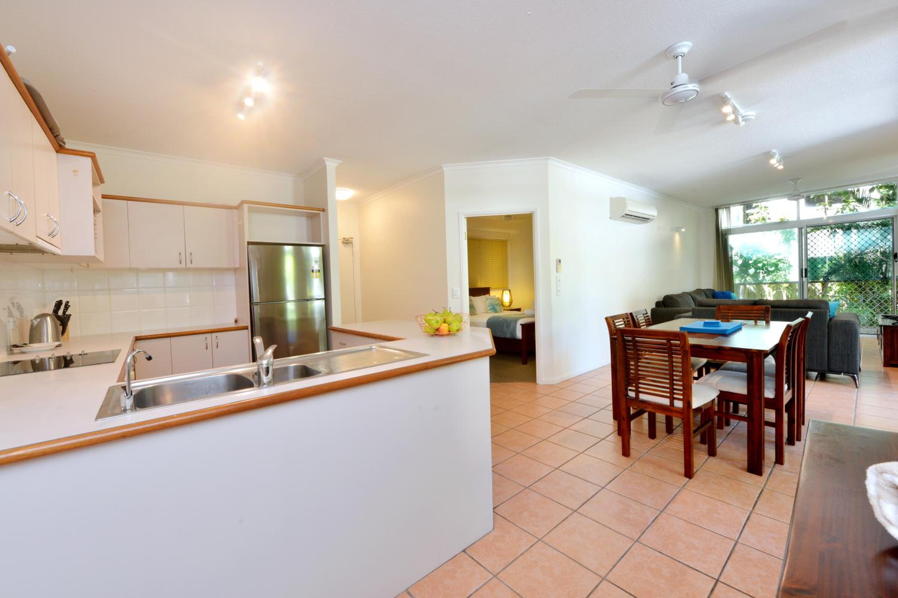 Three-Bedroom Apartment photo 3