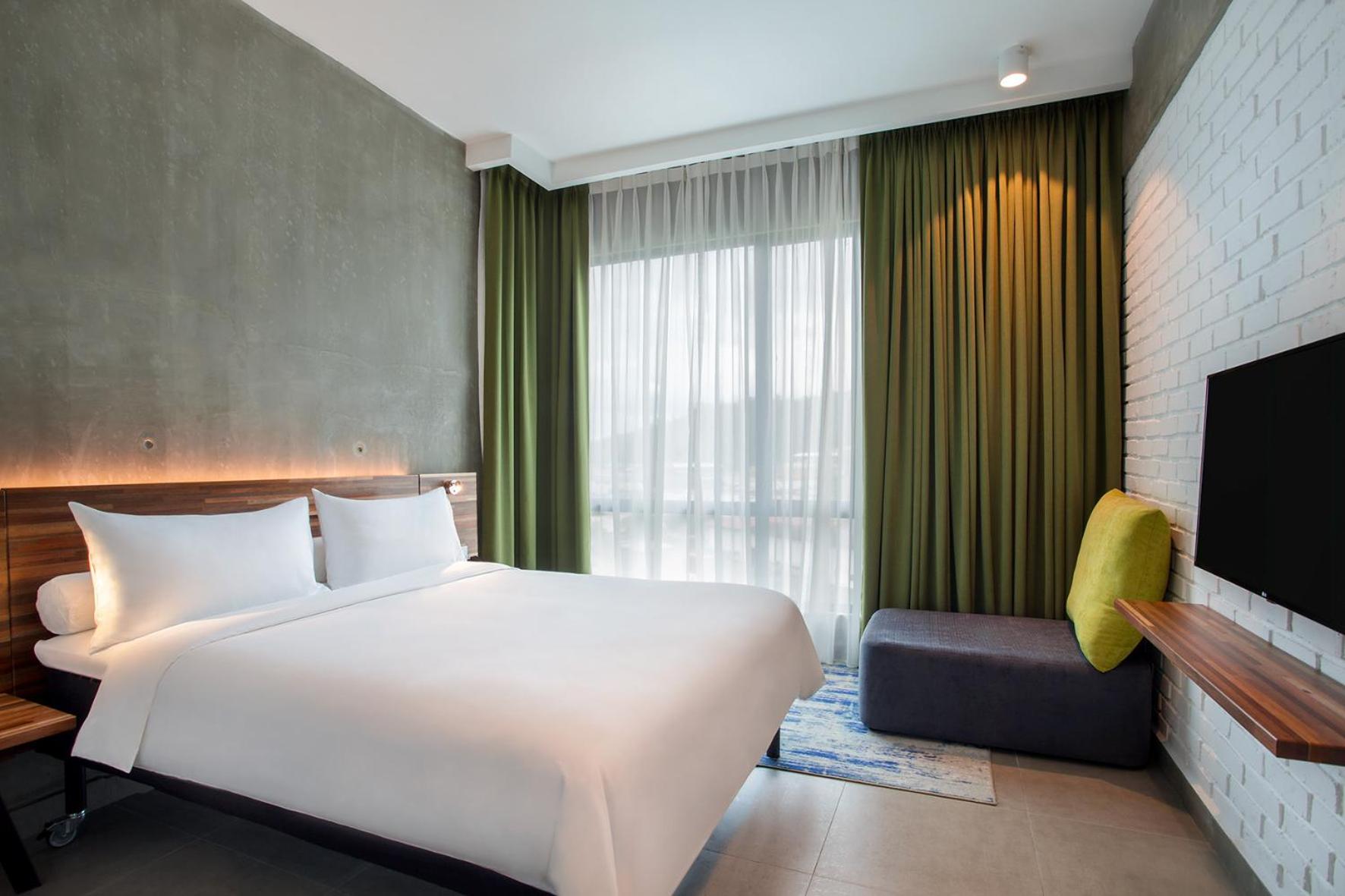 Superior Queen Suite