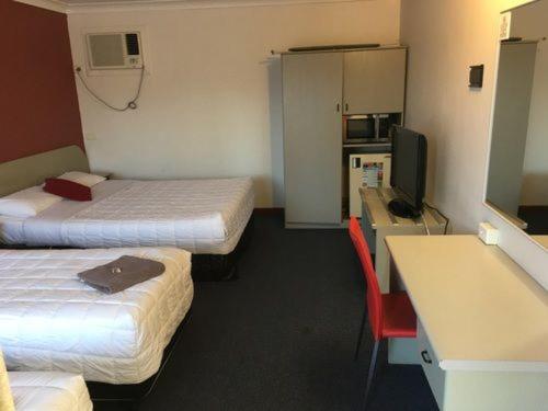 Triple Room - Photo 5