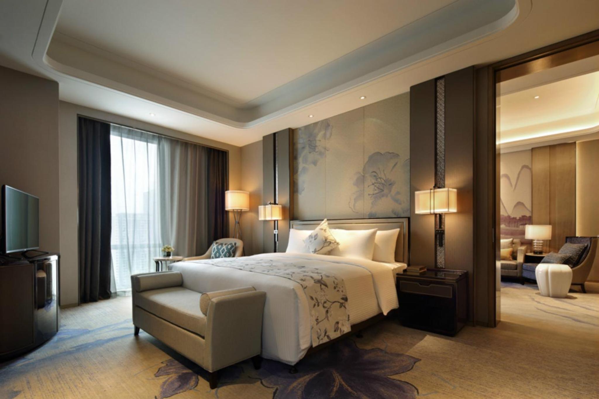 Executive Deluxe Suite - Non Smoking photo 2