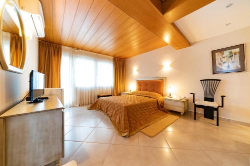 Double Room with Balcony photo 1