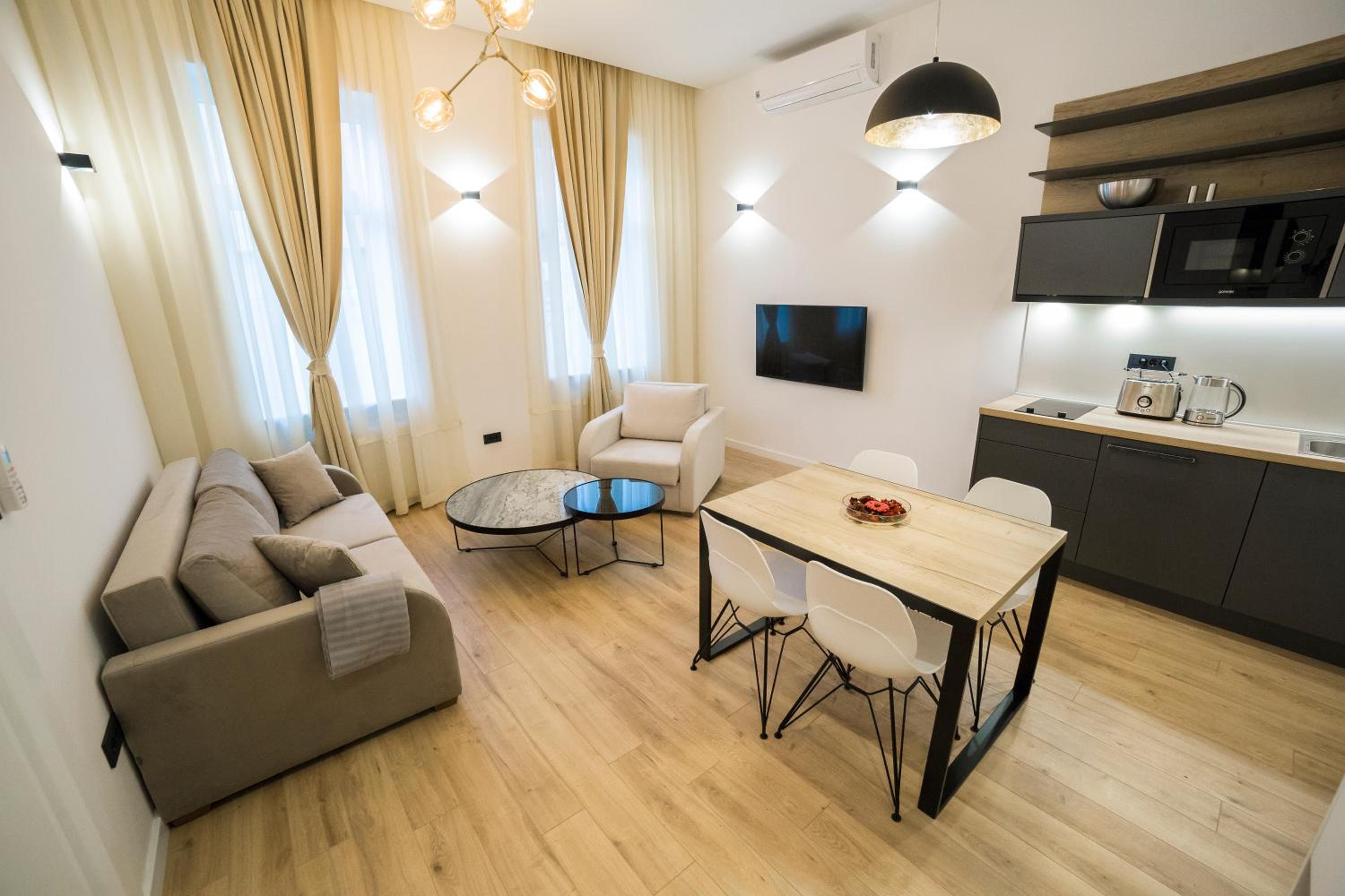Superior Apartment