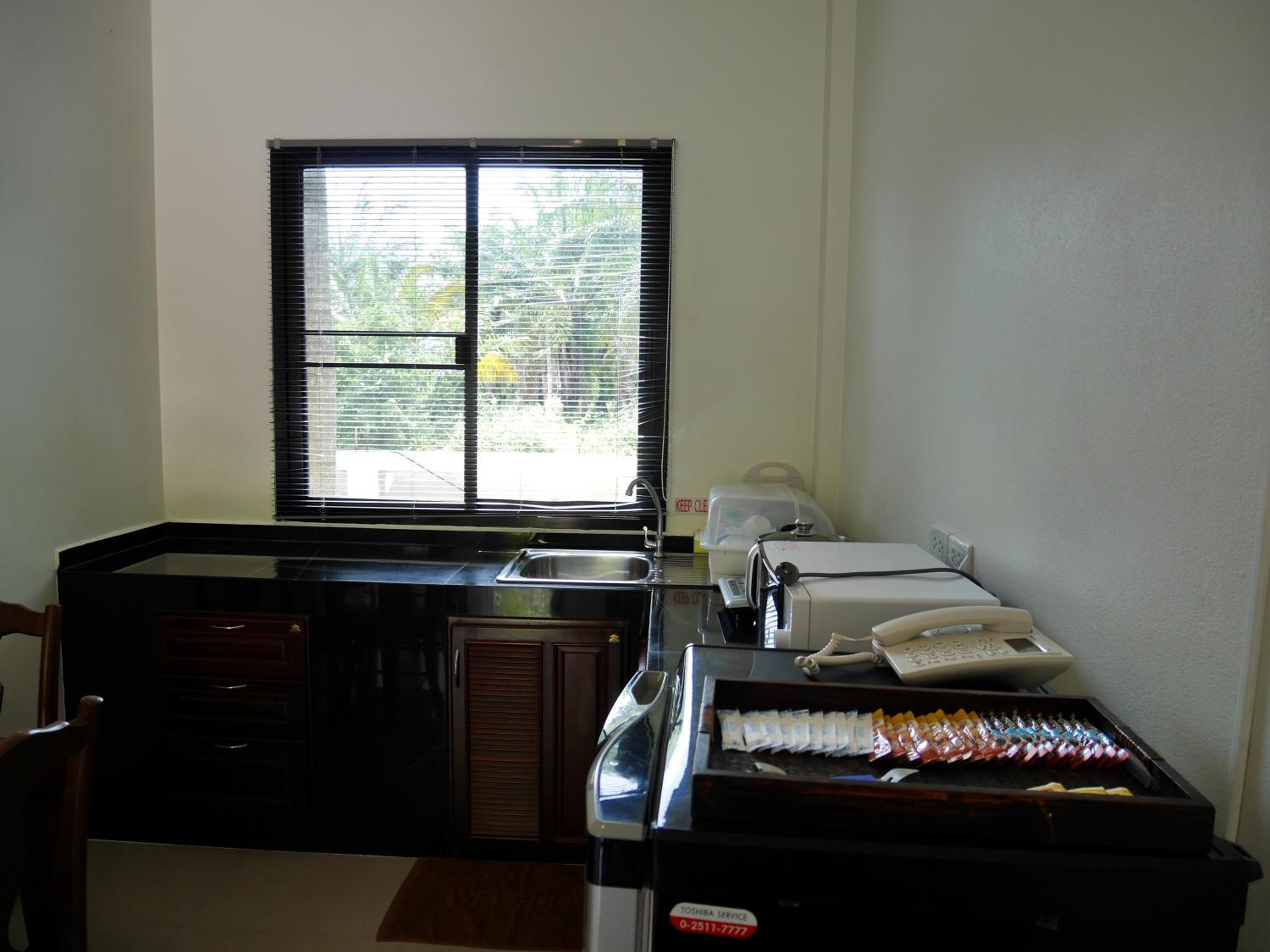 One-Bedroom with Shared Pool photo 3