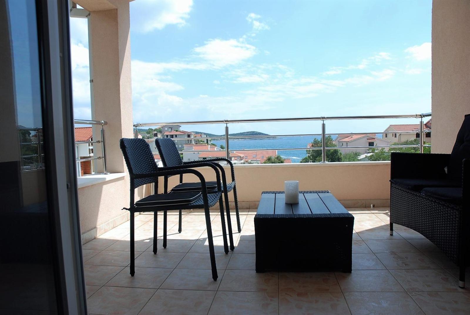 Apartment with Sea View photo 2