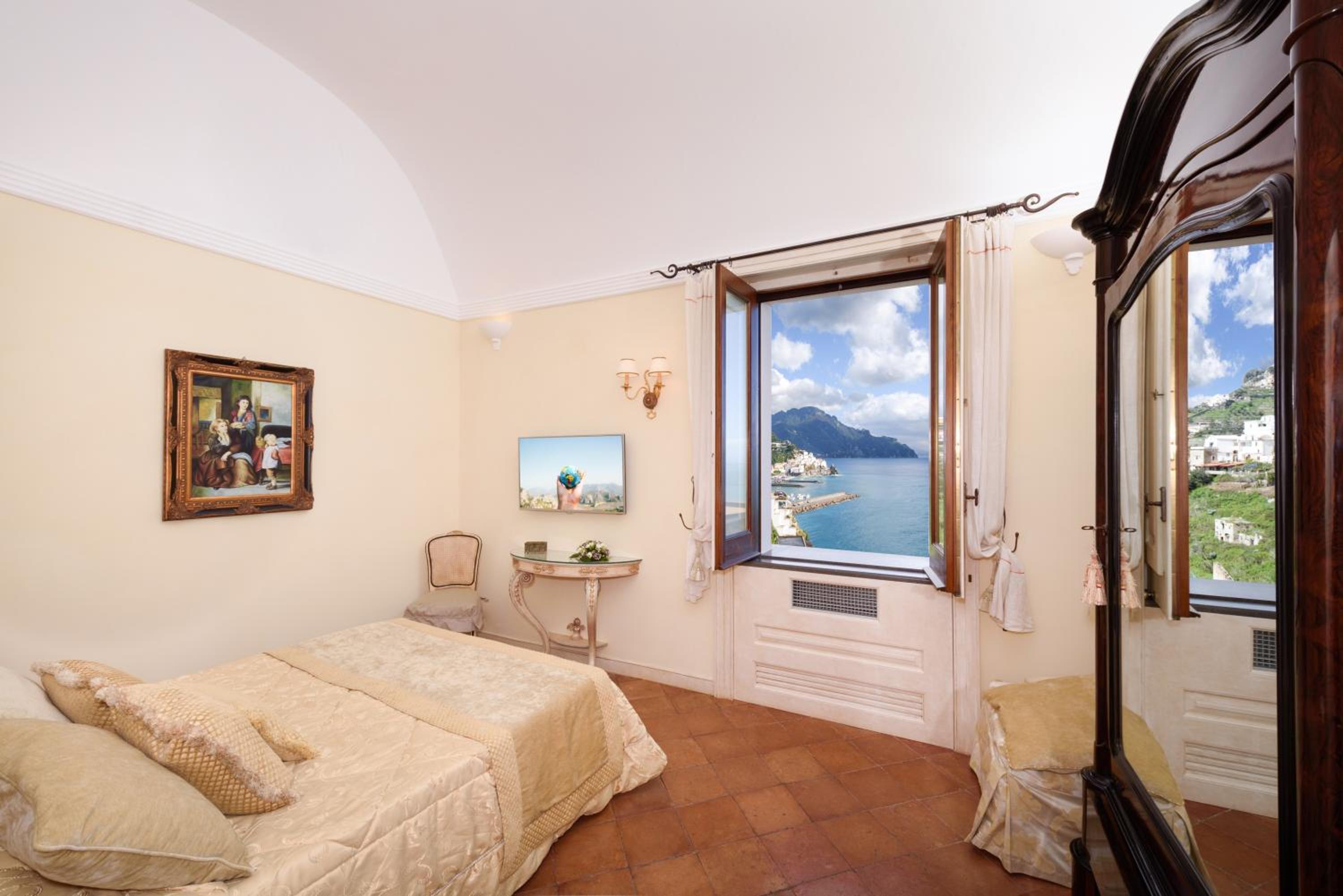 Two-Bedroom Suite with Sea View