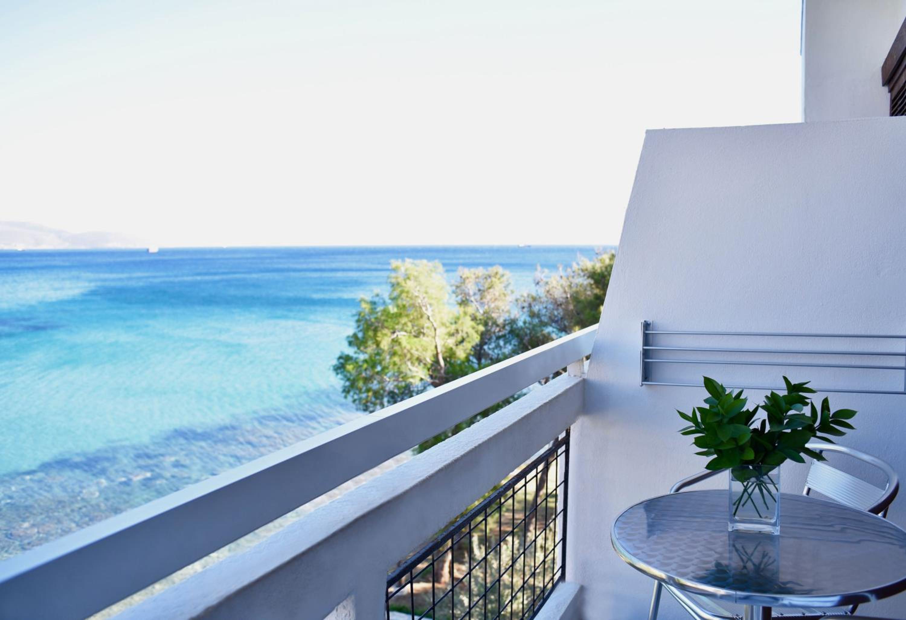 Twin Room with Sea View photo 3