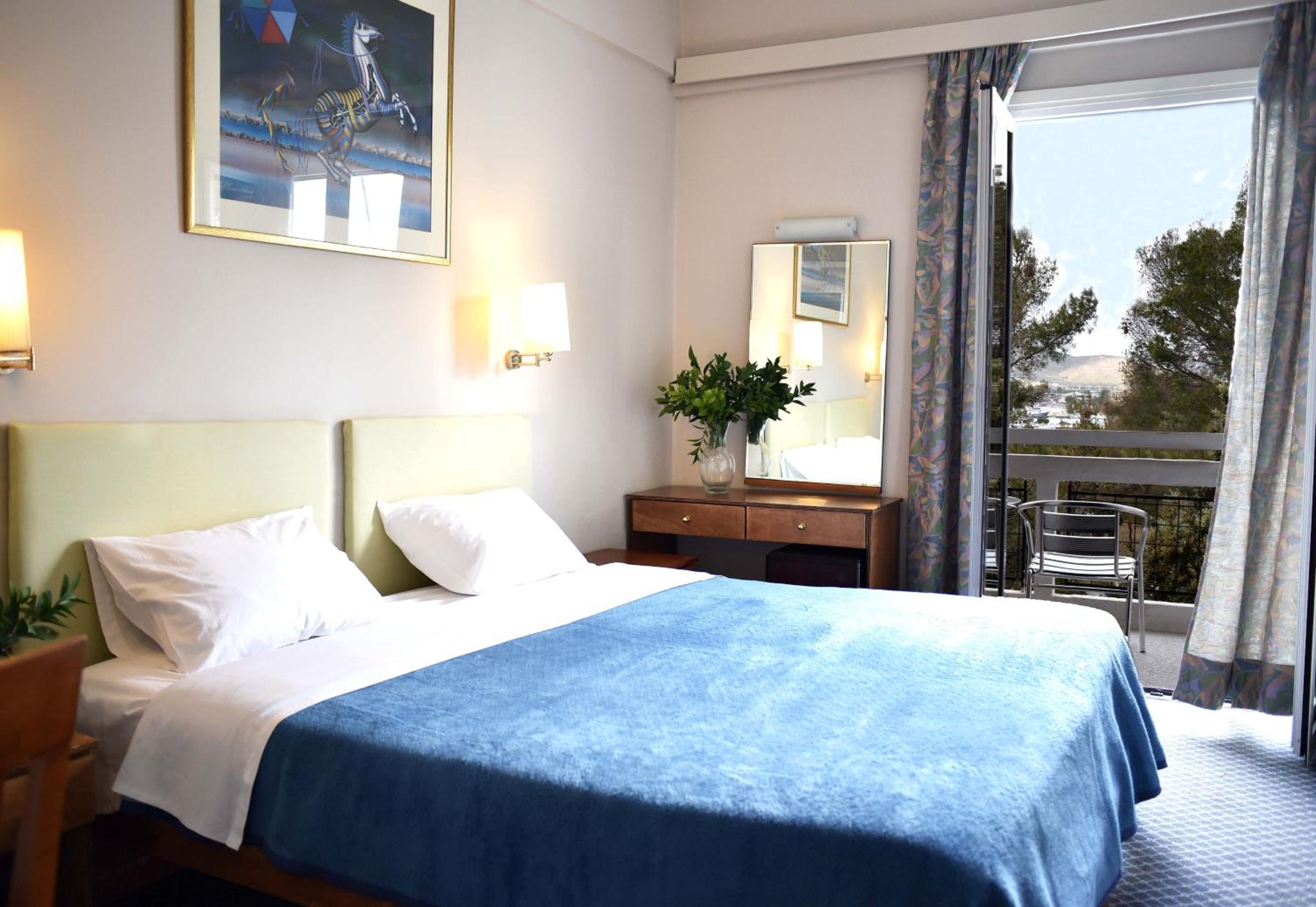 Twin Room with Park View photo 2