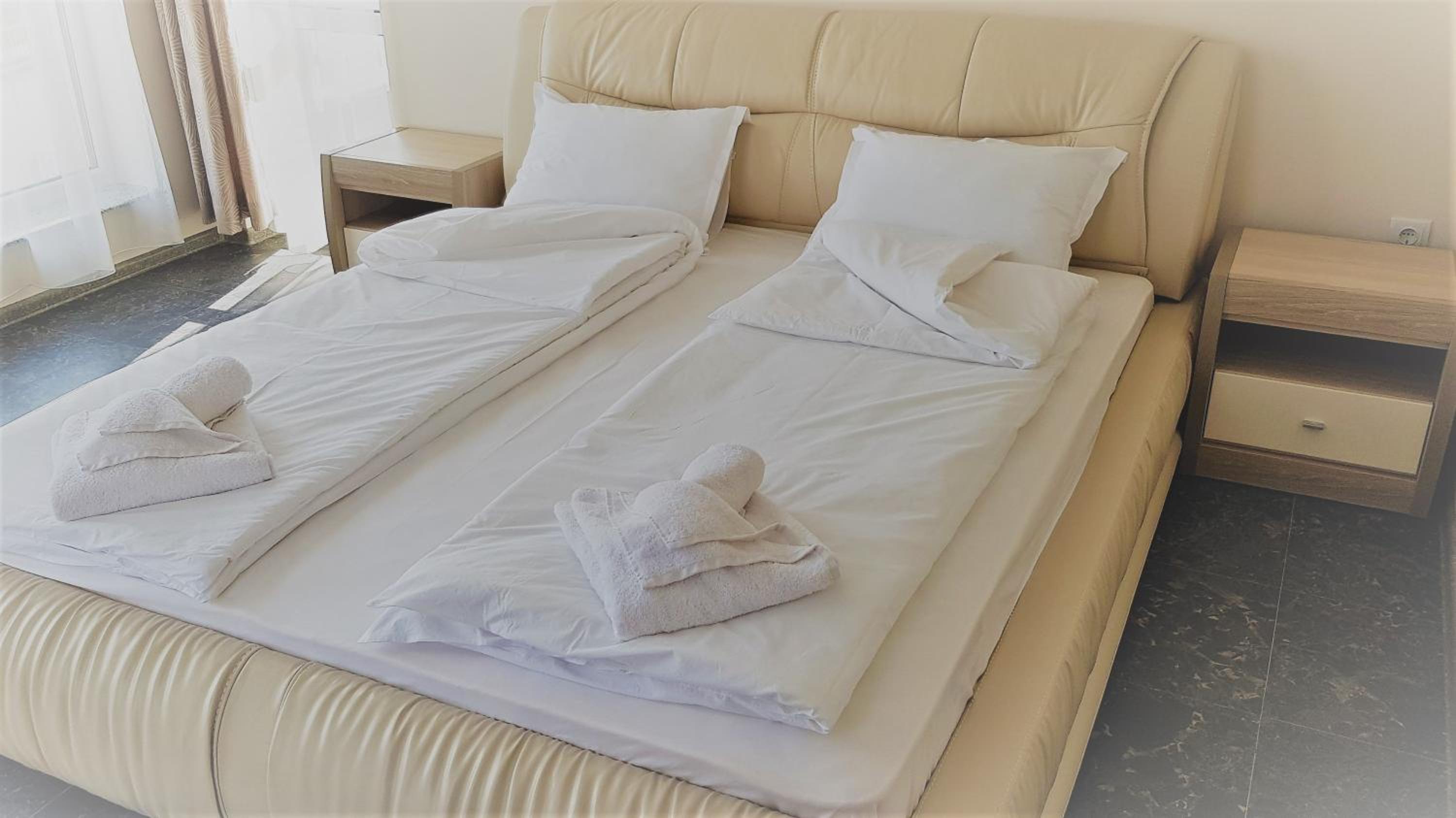 Deluxe Suite - Photo 1