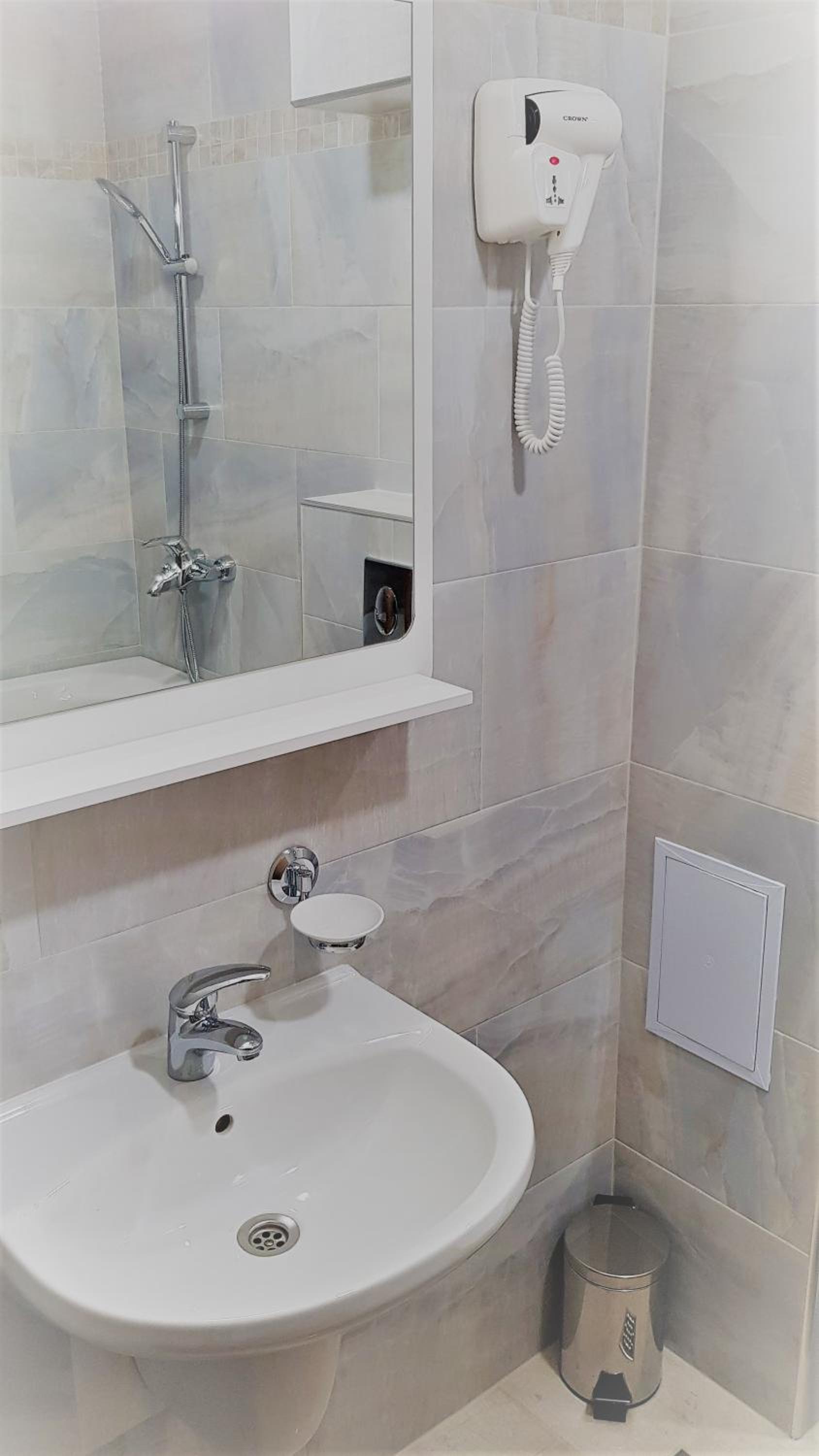 Deluxe Suite - Photo 3