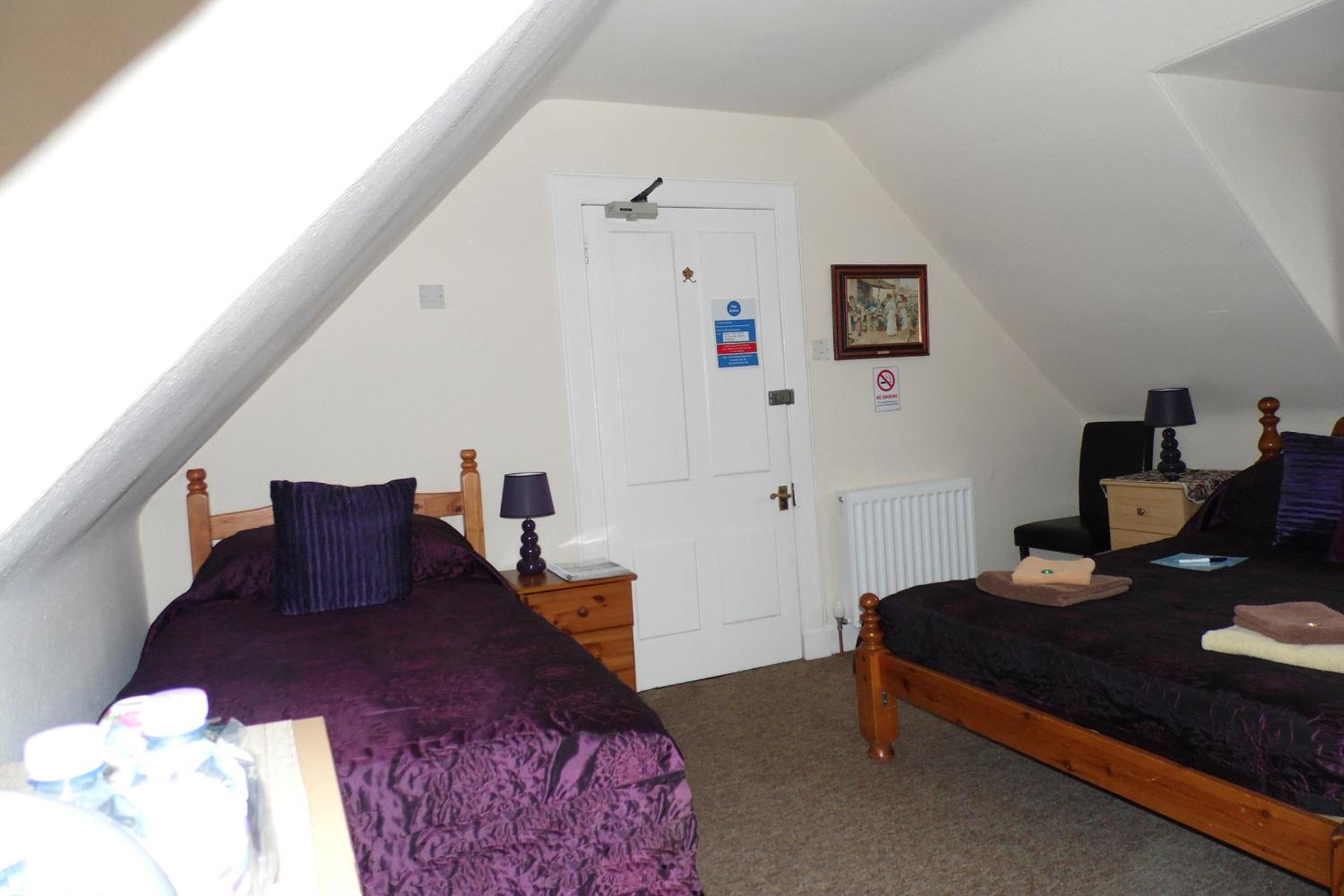 Standard Double or Twin Room photo 3