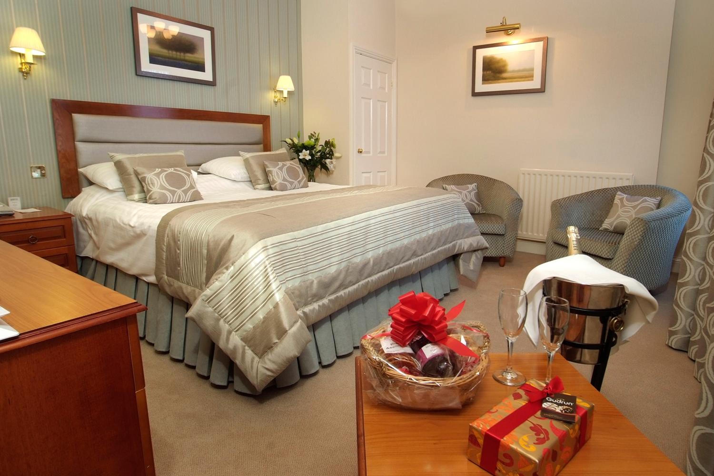 Club Double Room - Photo 9