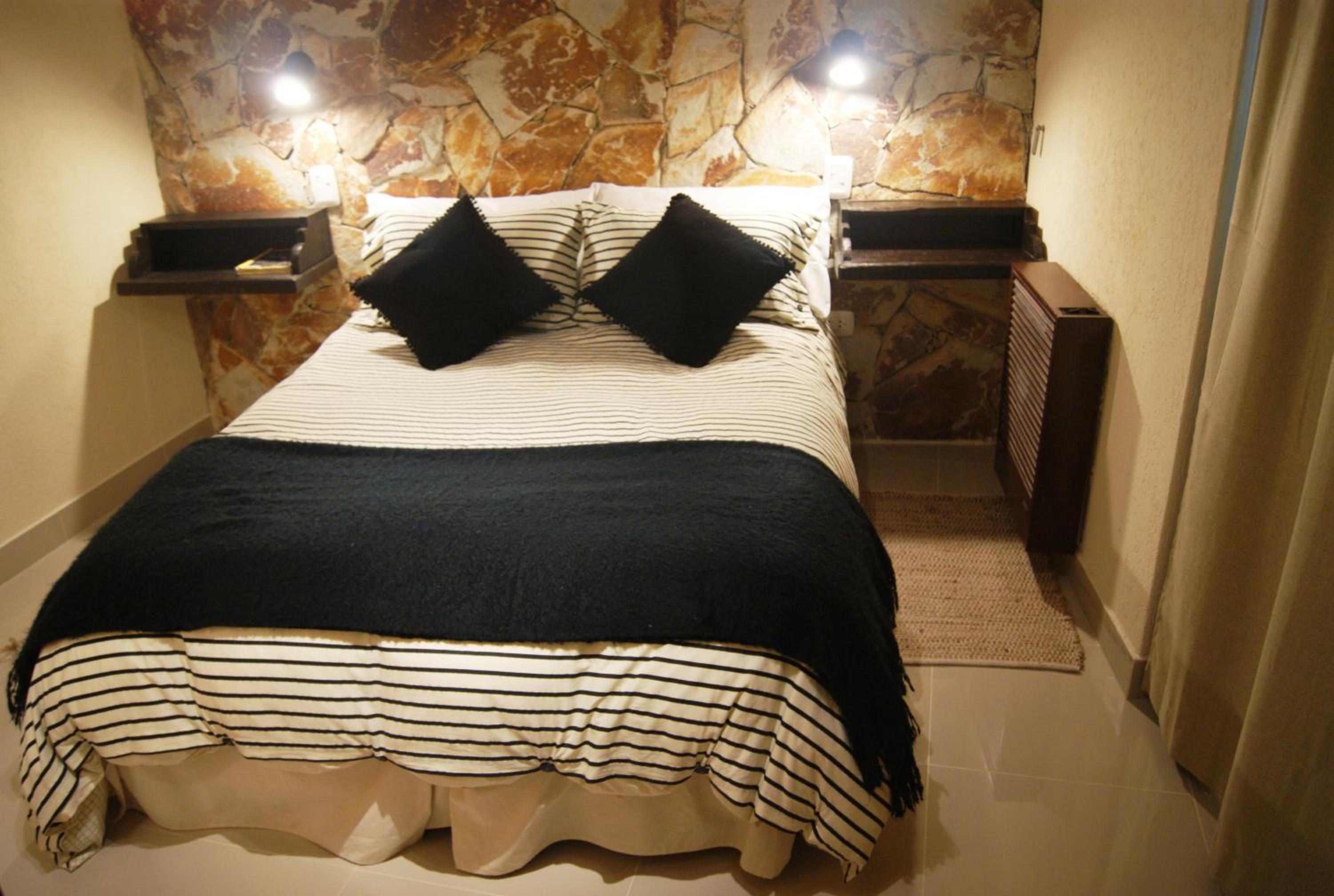 Double Room with Private Bathroom photo 2