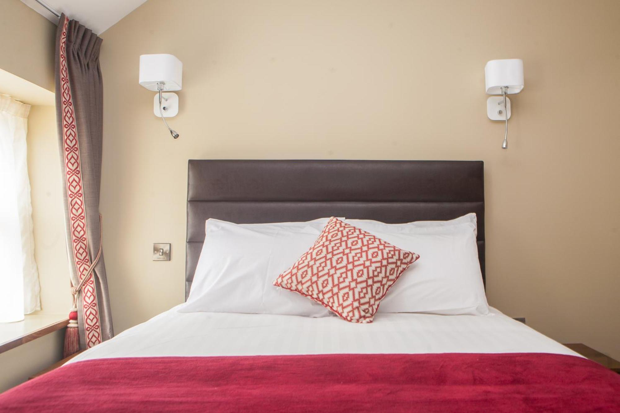 Small Double Room photo 2