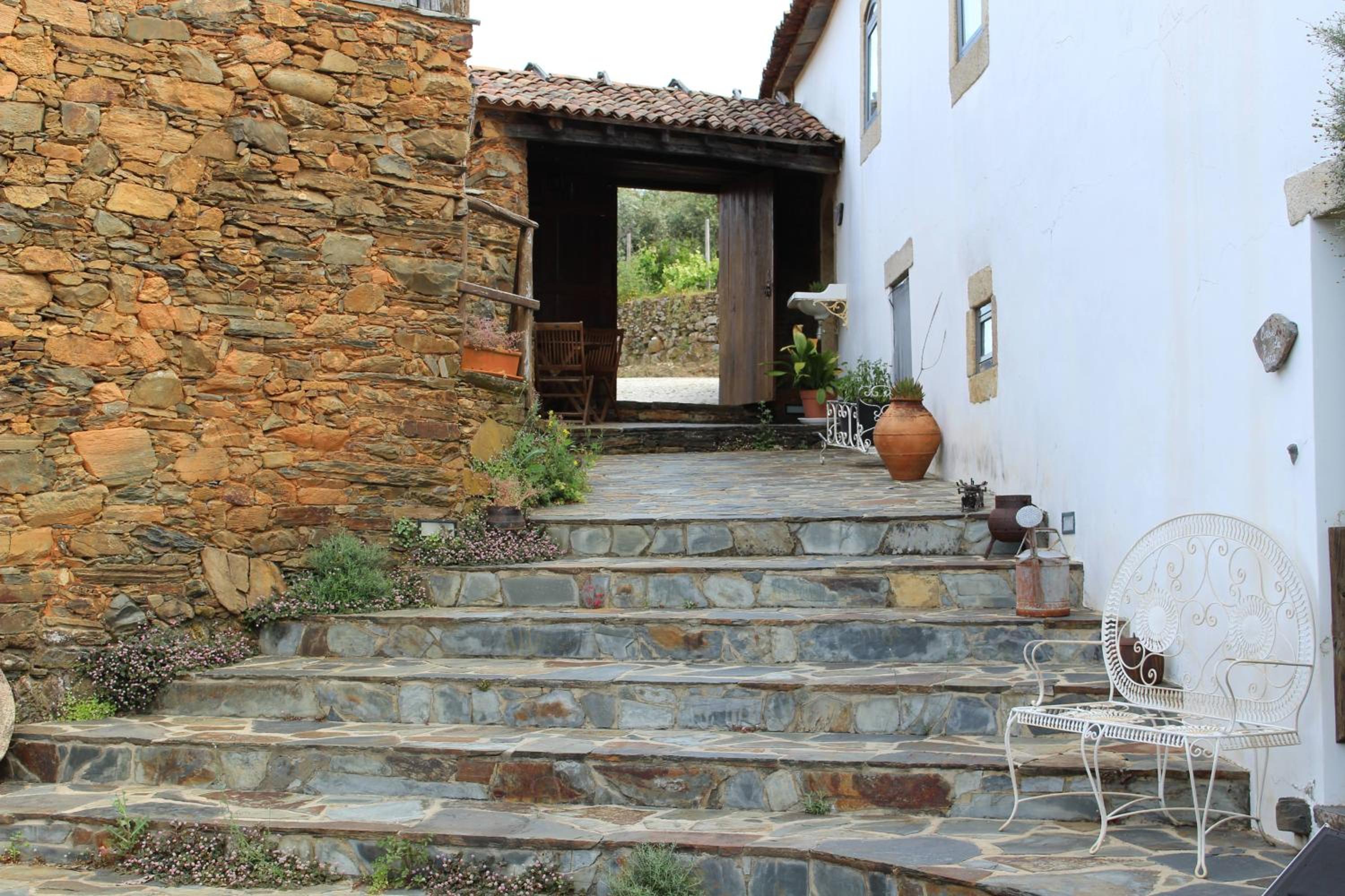 Apartment - Split Level - Photo 9