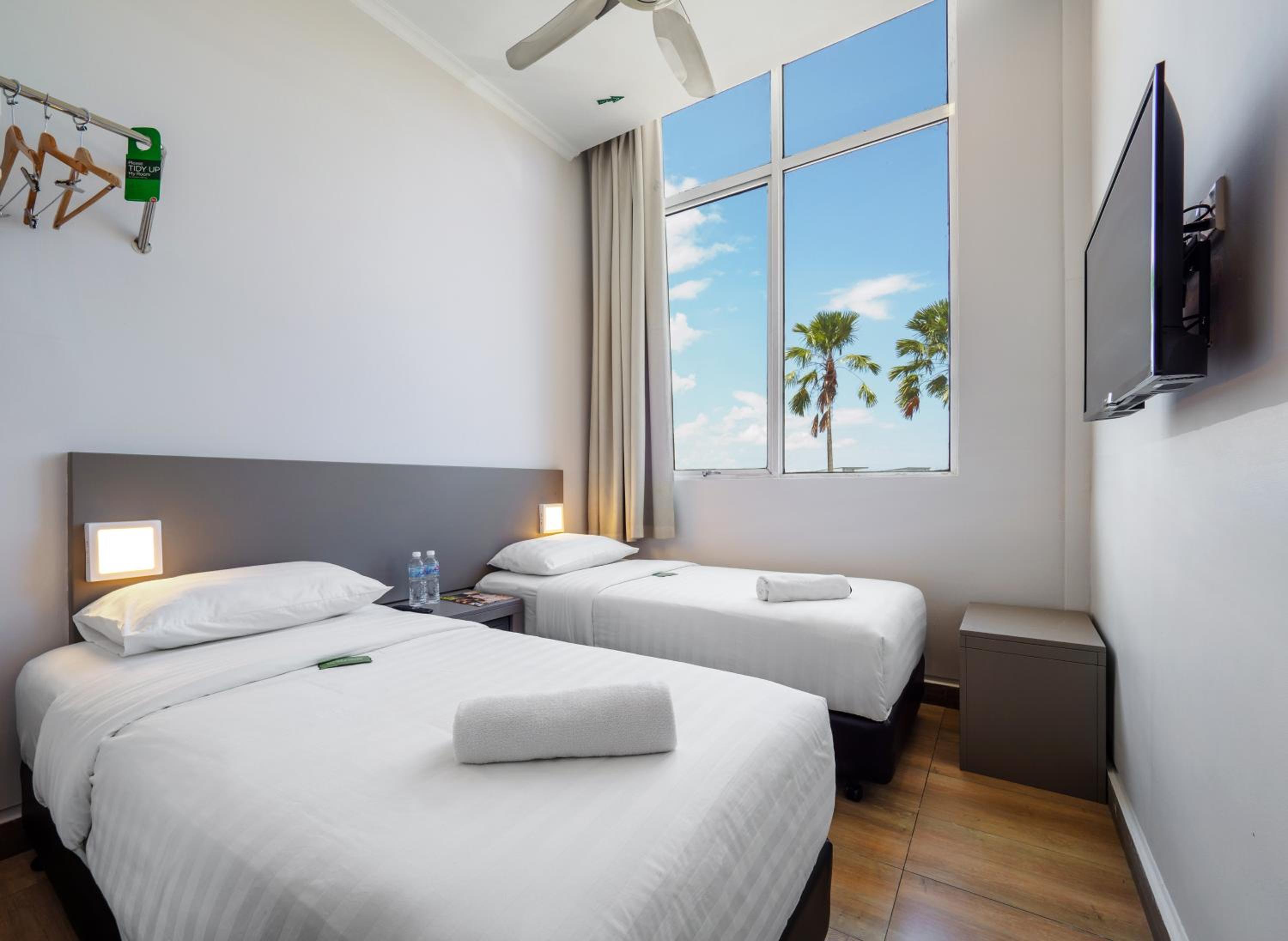 Twin Room - Photo 1