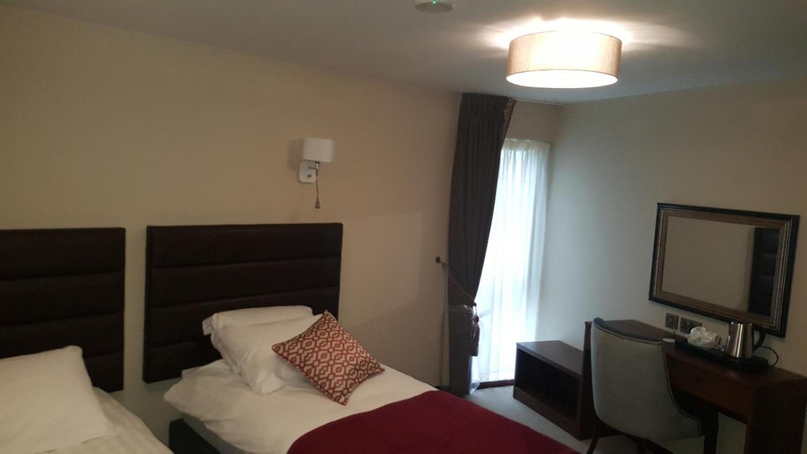 Deluxe Twin Room photo 2