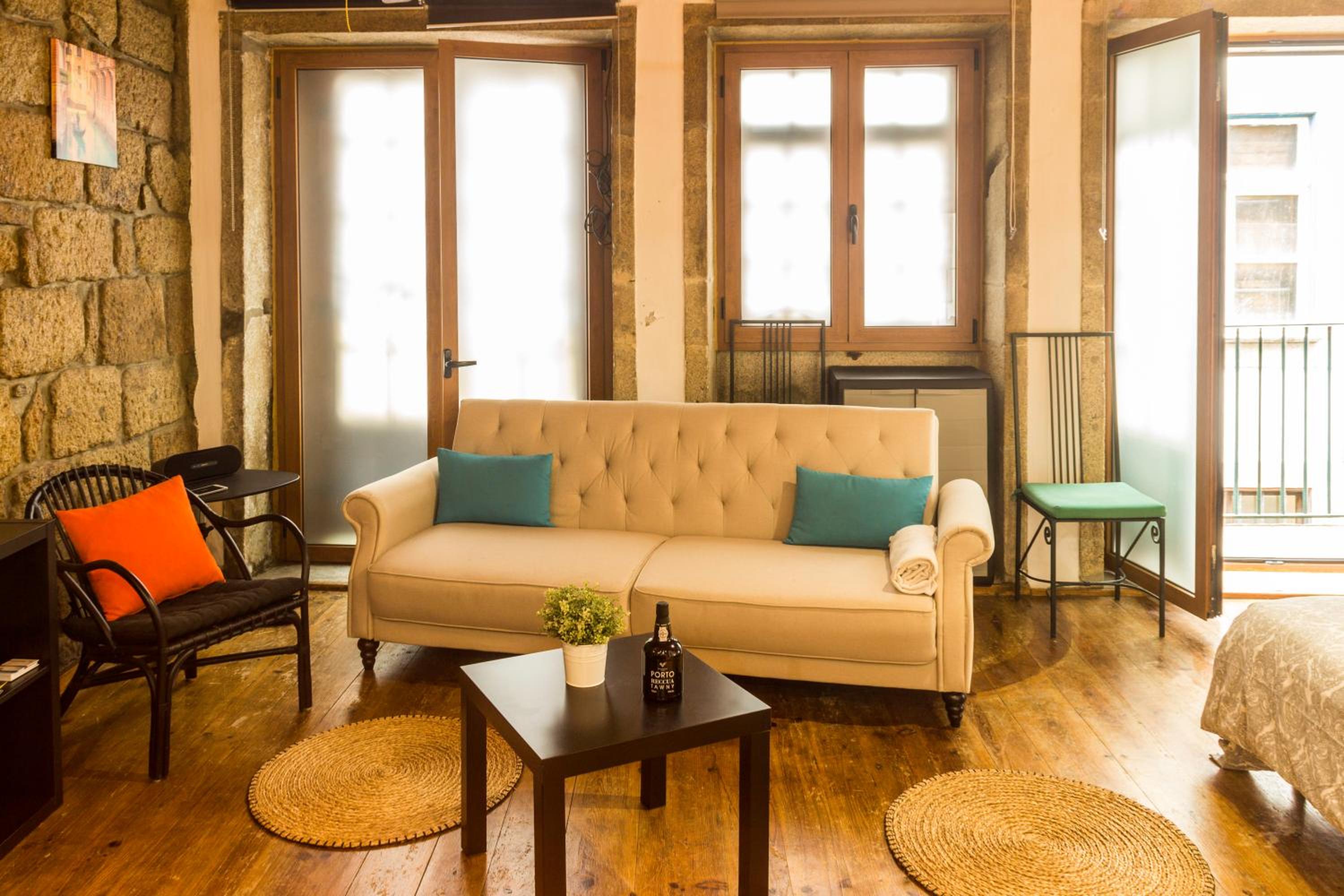 Apartment - Photo 1