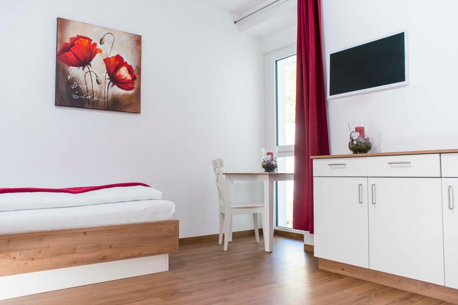 Single Room photo 2