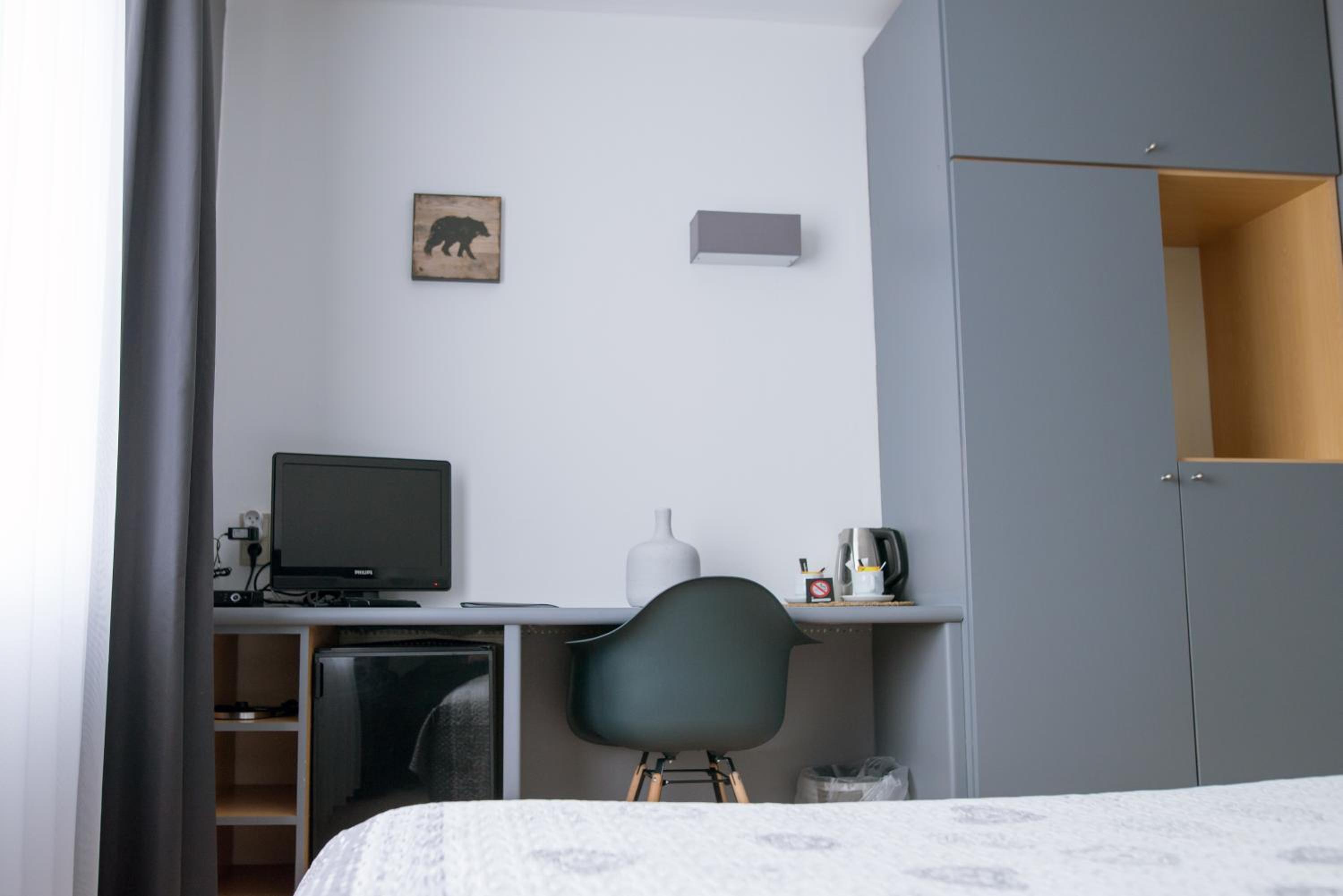 Double or Twin Room - Photo 3