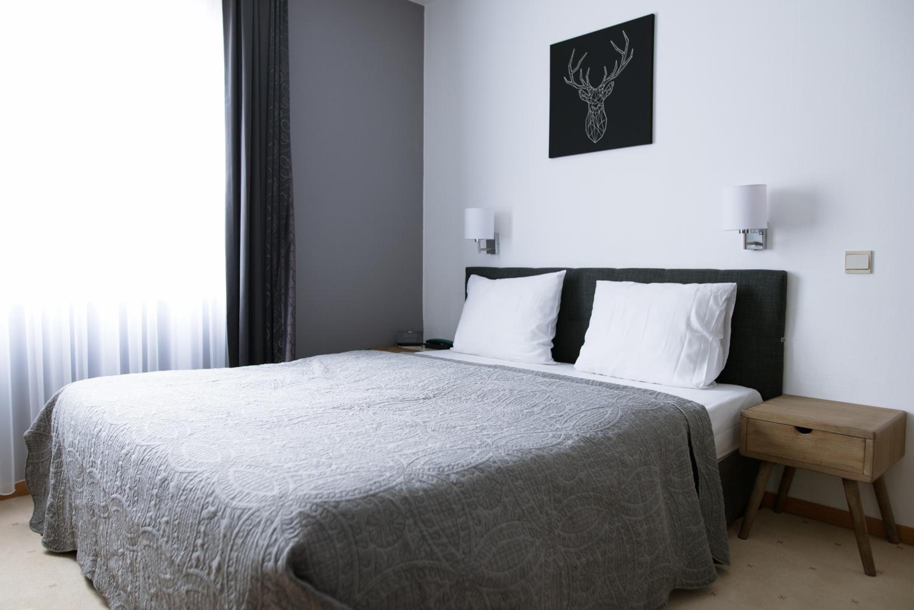 Double or Twin Room - Photo 23